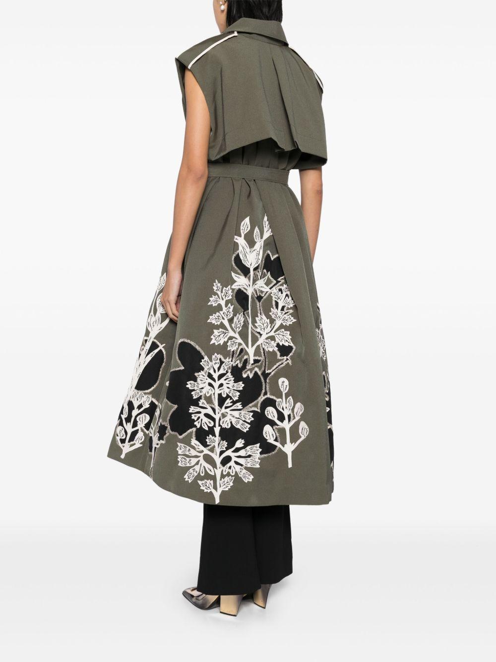 sleeveless day dress Product Image