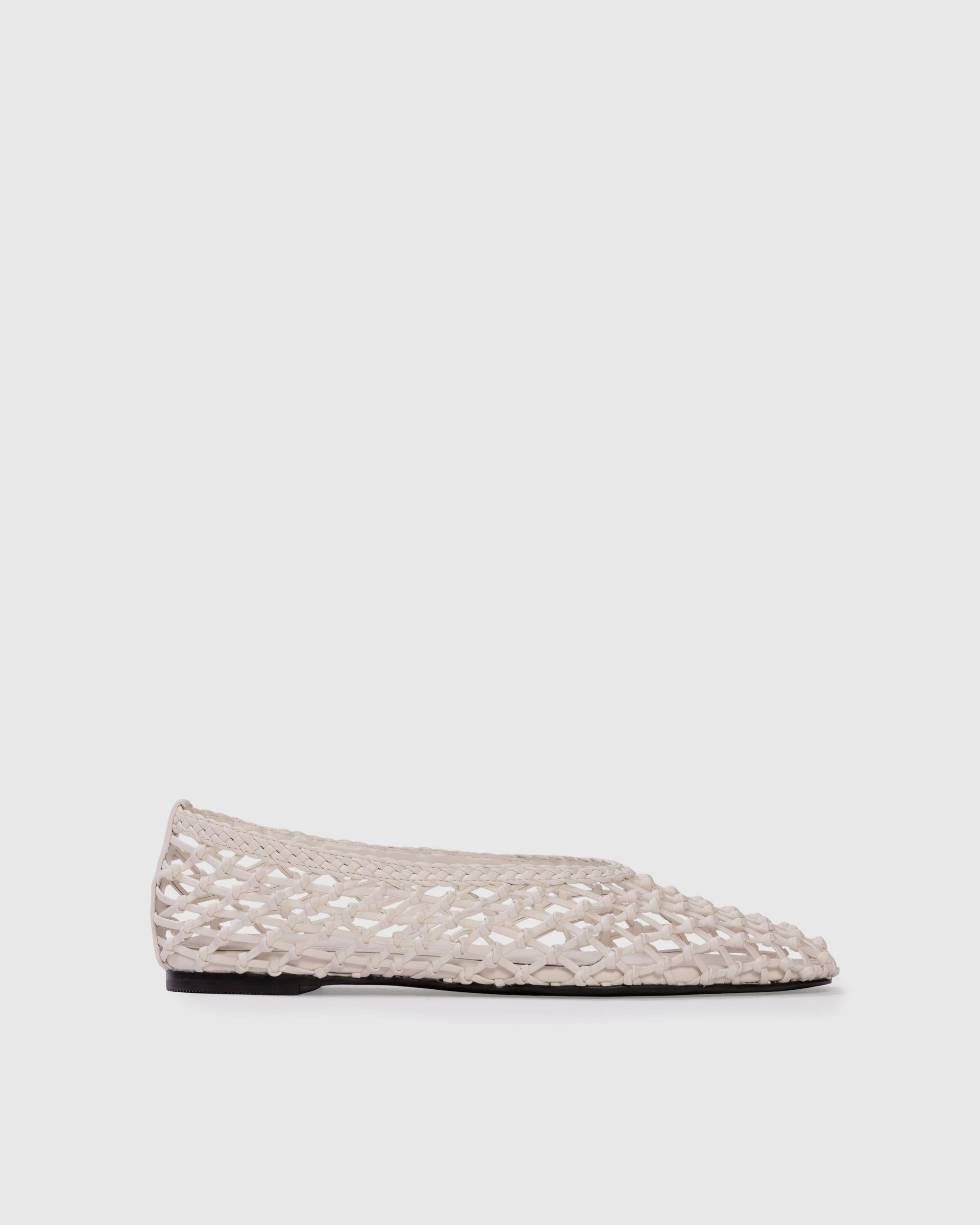 Sonia Flat Product Image
