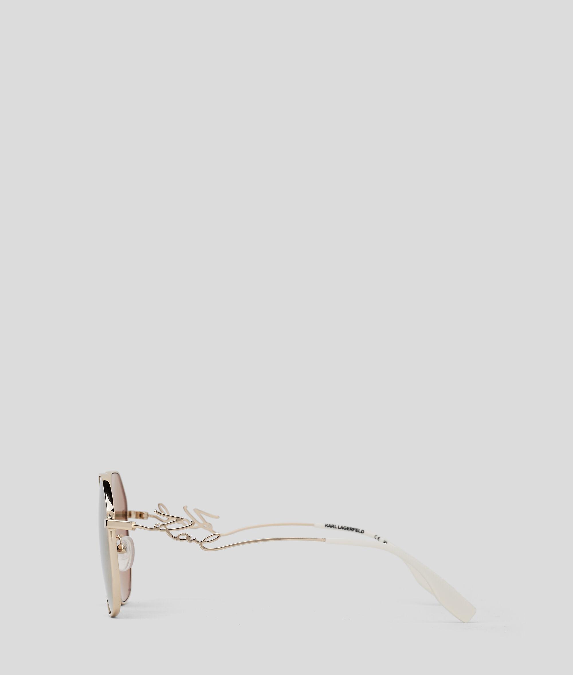 SIGNATURE SUNGLASSES Product Image