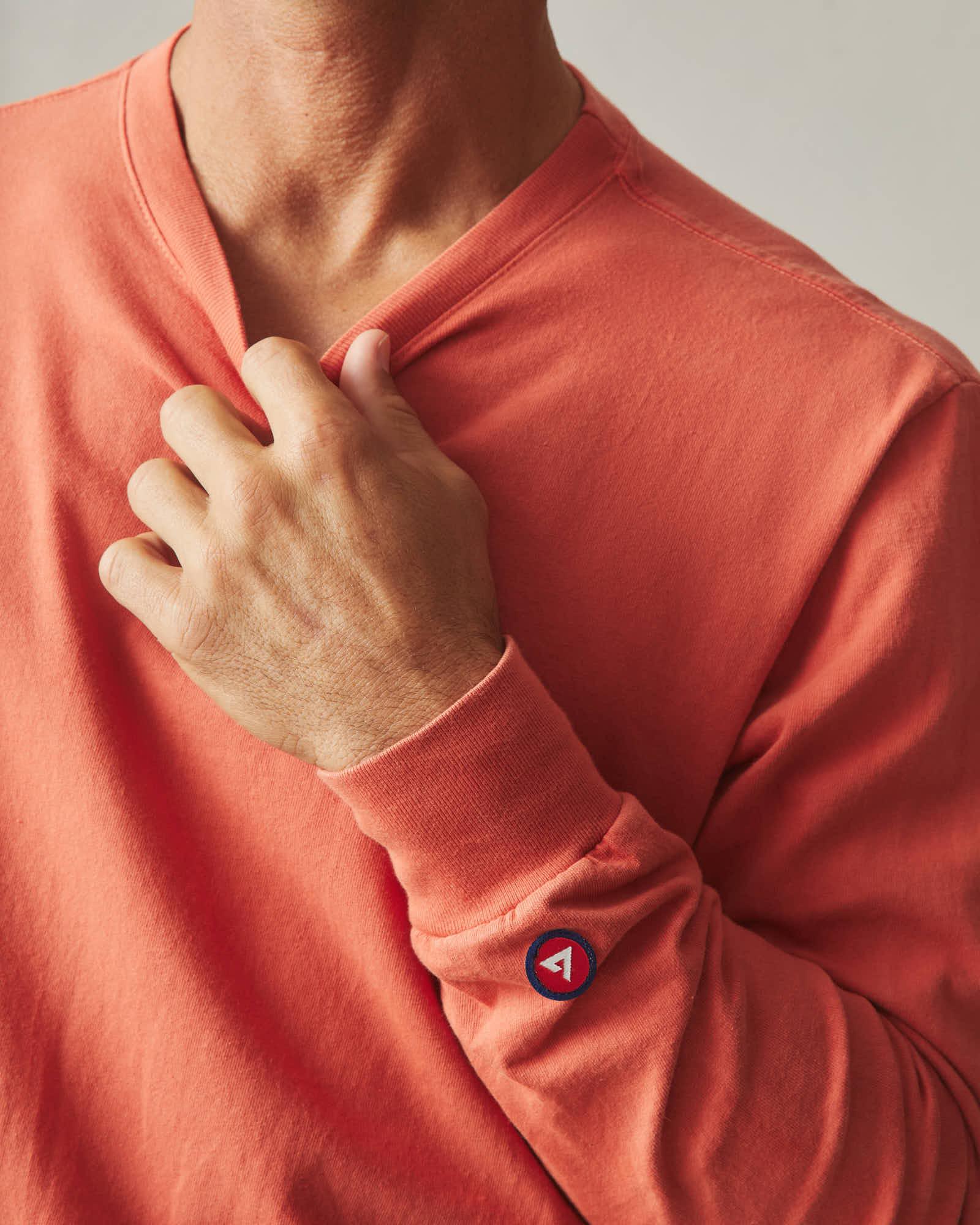 Men's Vintage Crew Long Sleeve Tee - Washed Habanero Male Product Image