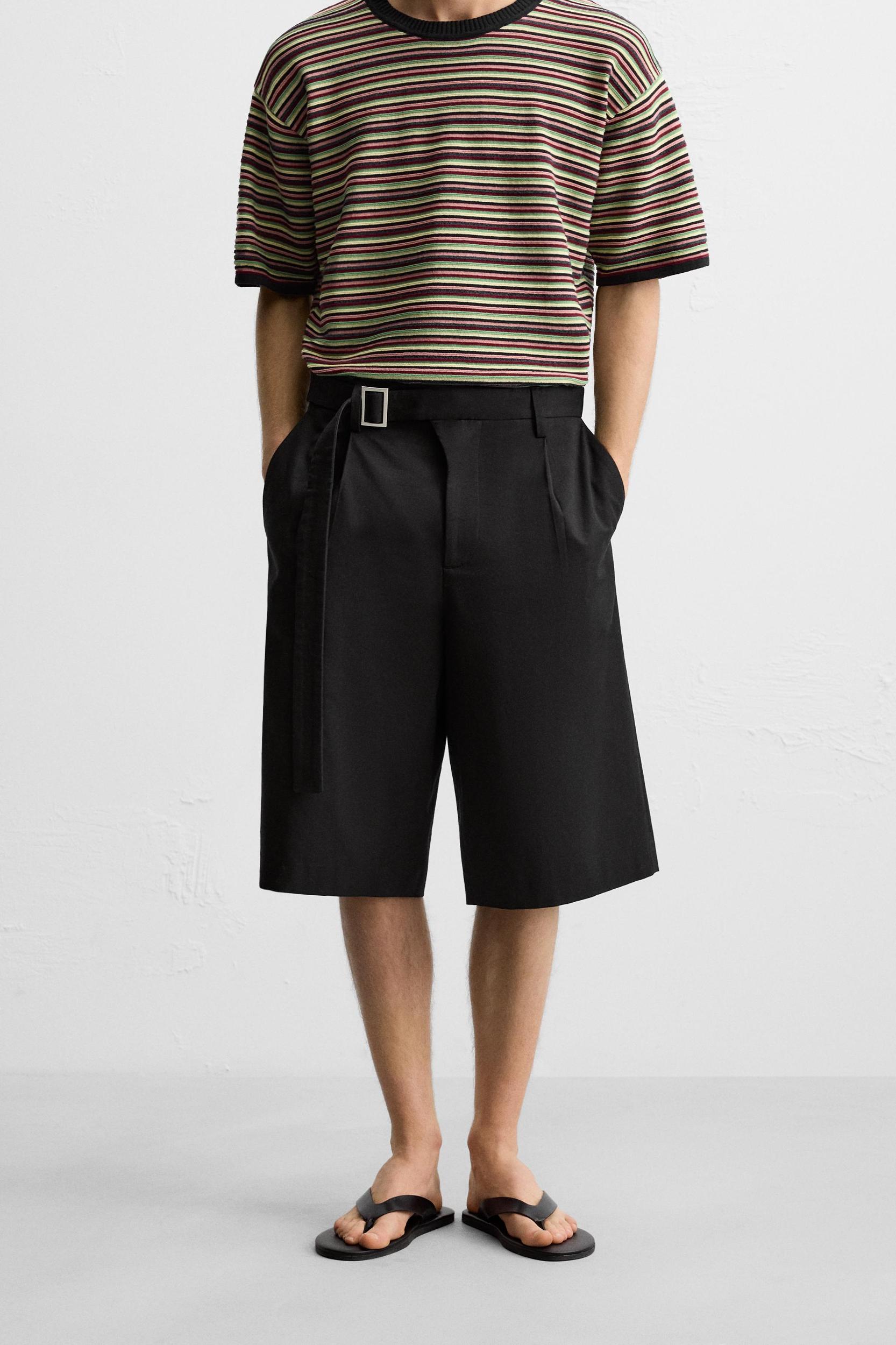 BELTED PLEATED SHORTS Product Image