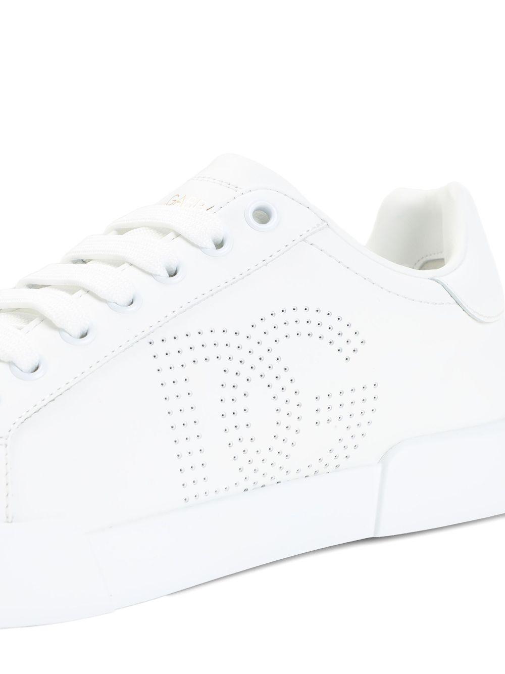 leather sneakers Product Image