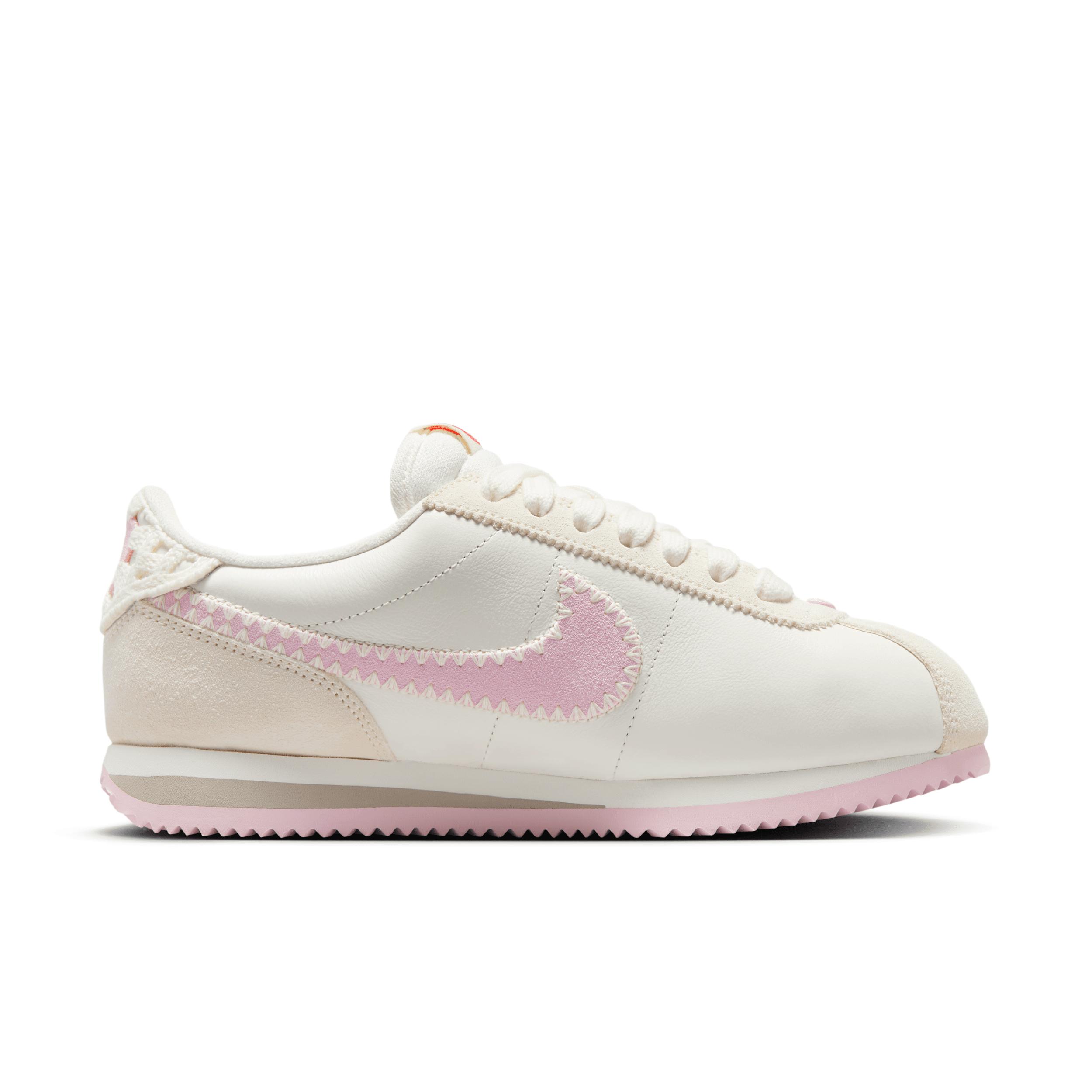 Womens Nike Cortez Leather Casual Shoes Product Image