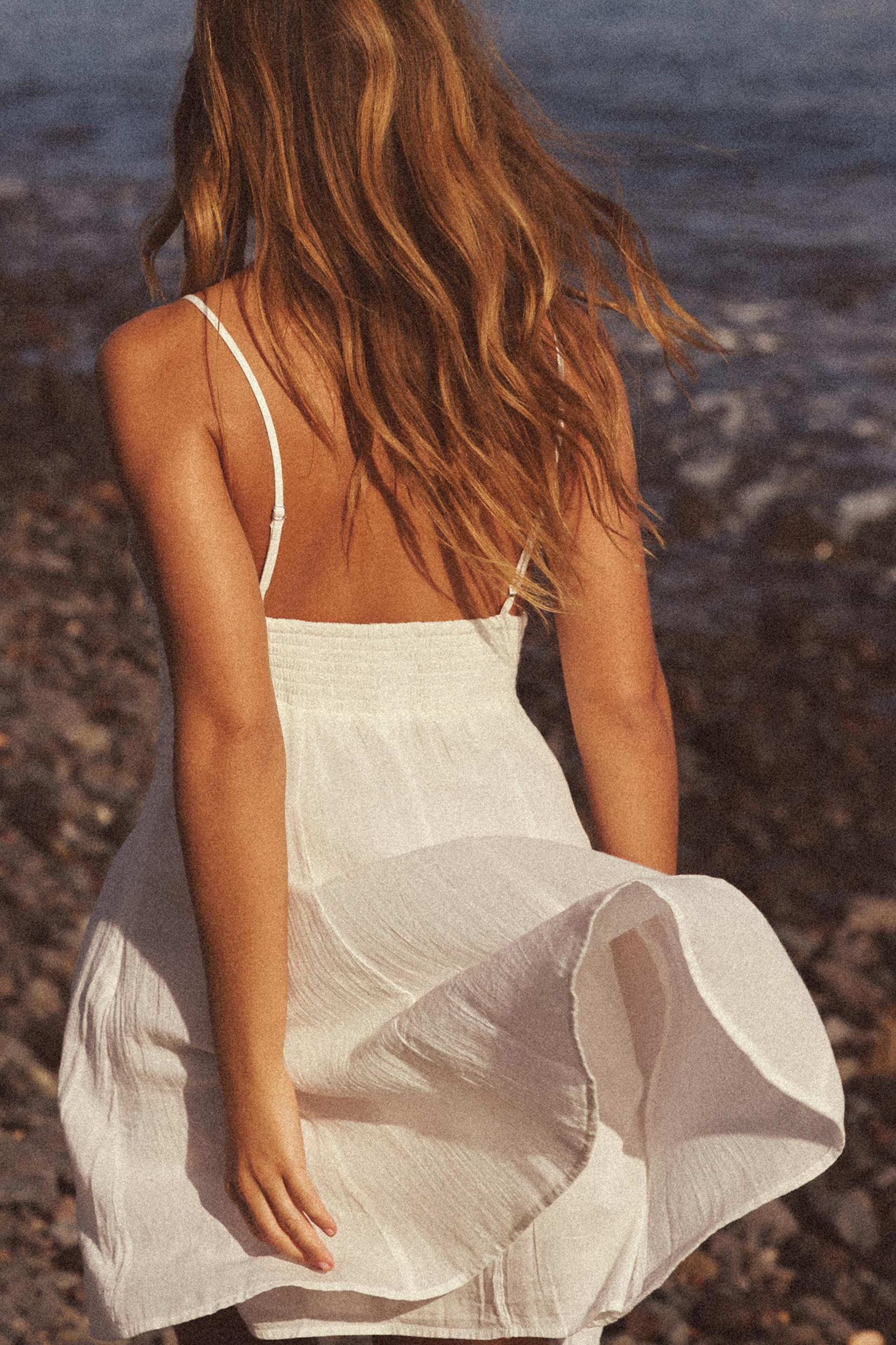 SHORT EMBROIDERED DRESS Product Image