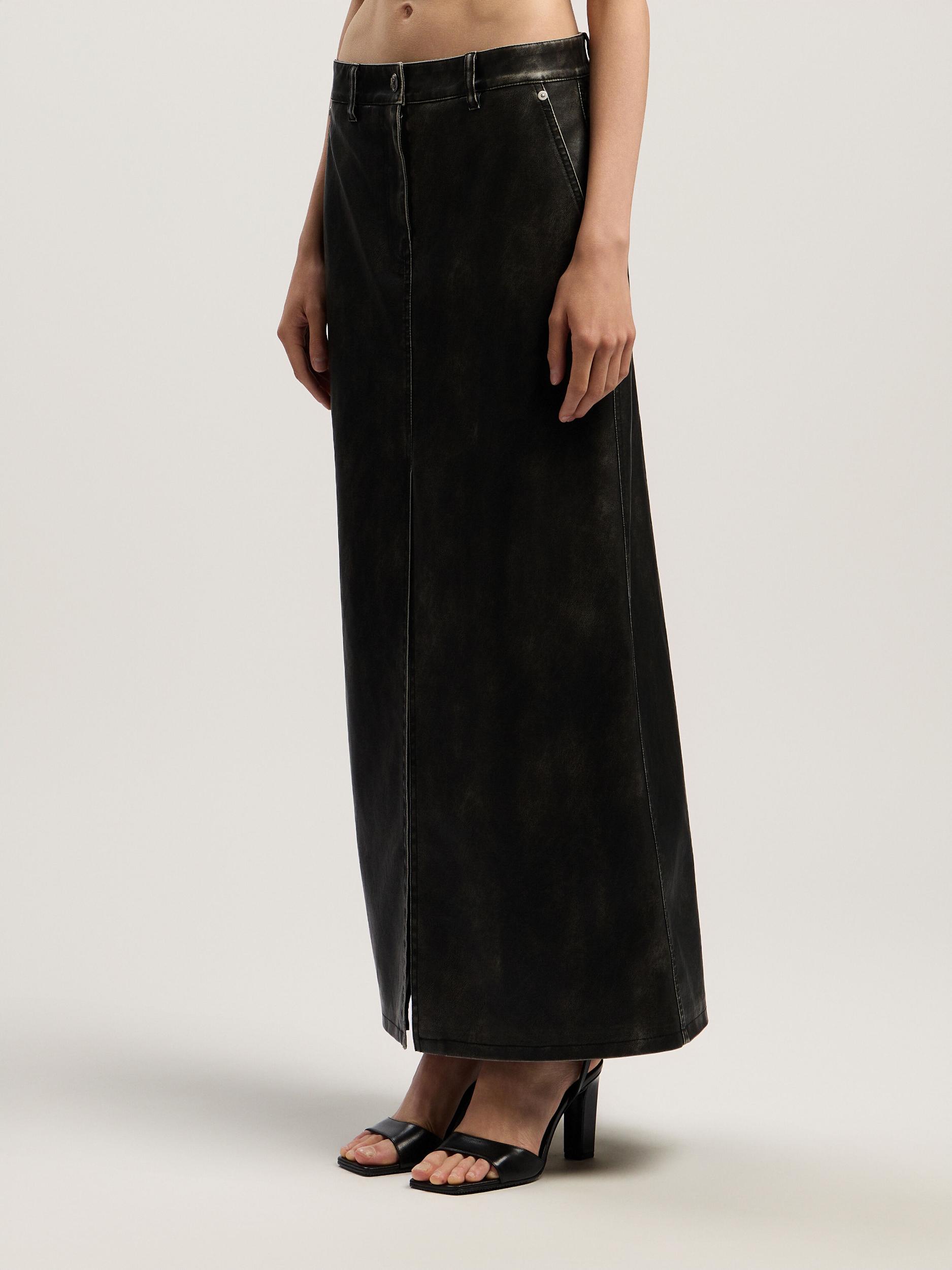 Curved Logo Coated Long Skirt Product Image