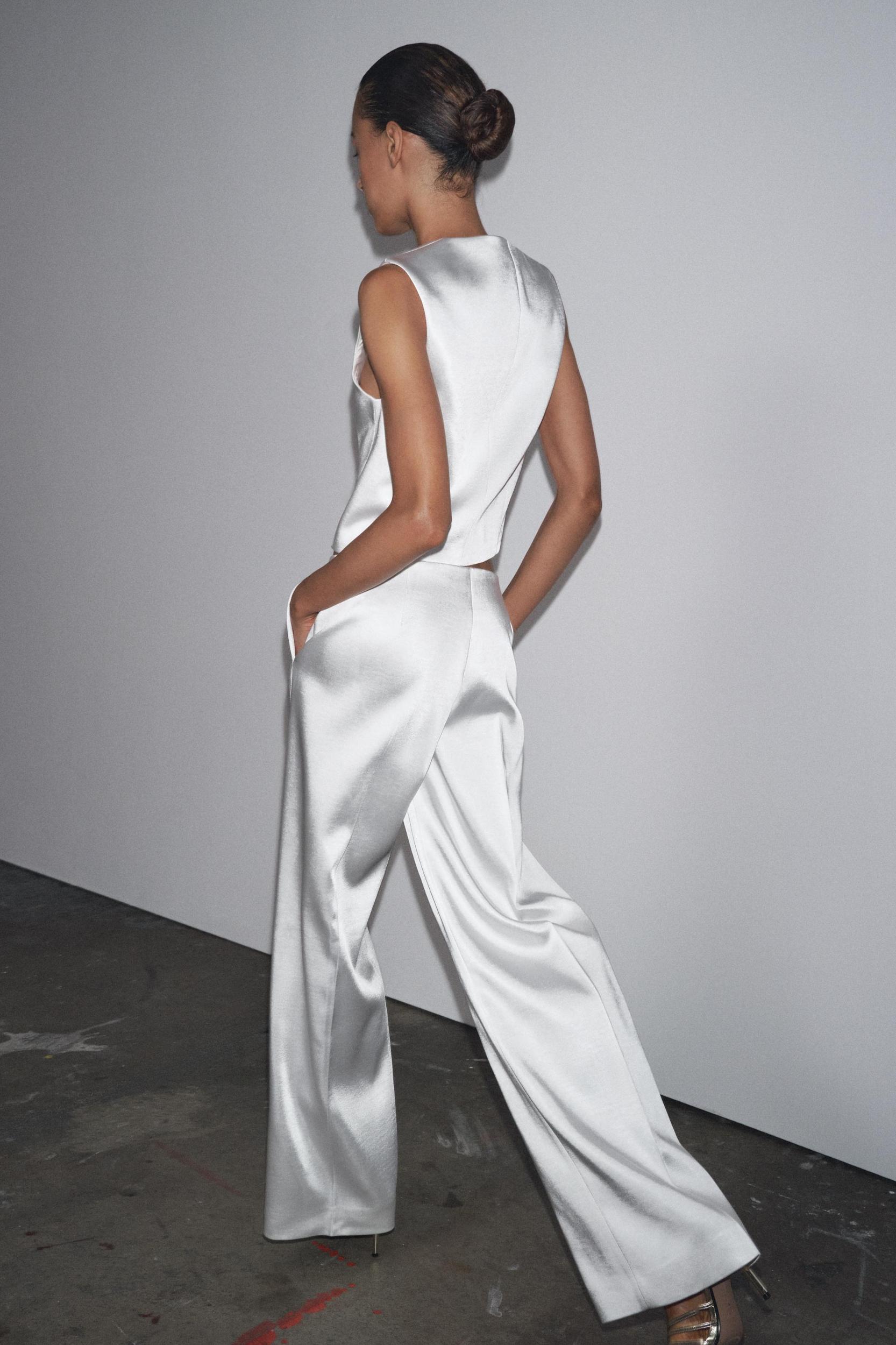 ZW COLLECTION SATIN VEST Product Image