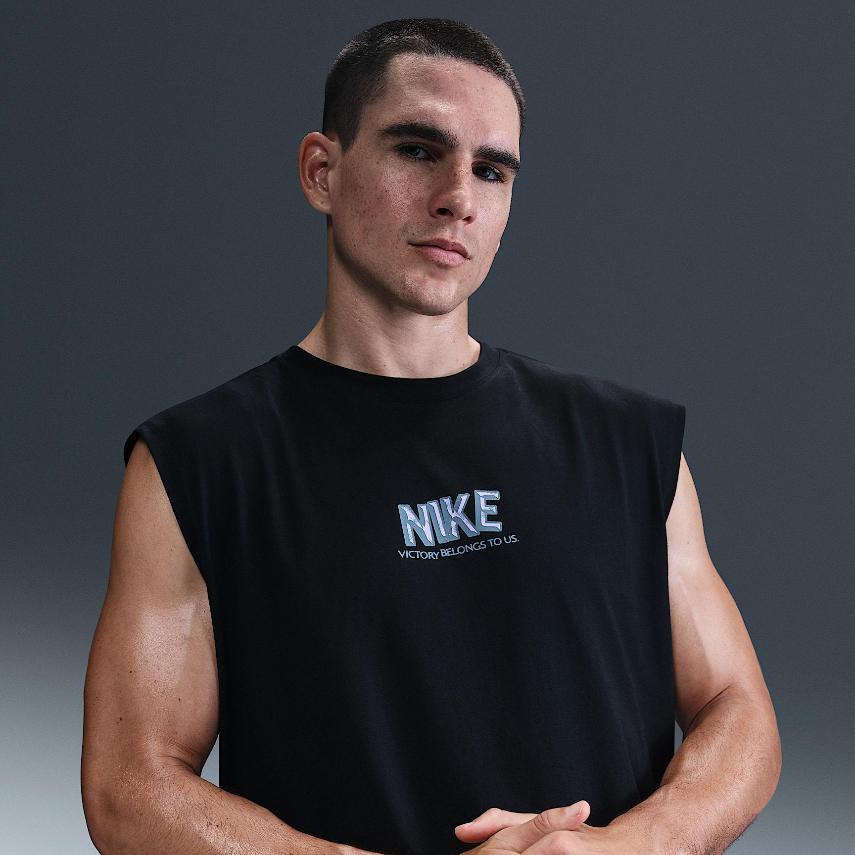 Mens Nike Victory Fitness Tank Top Product Image