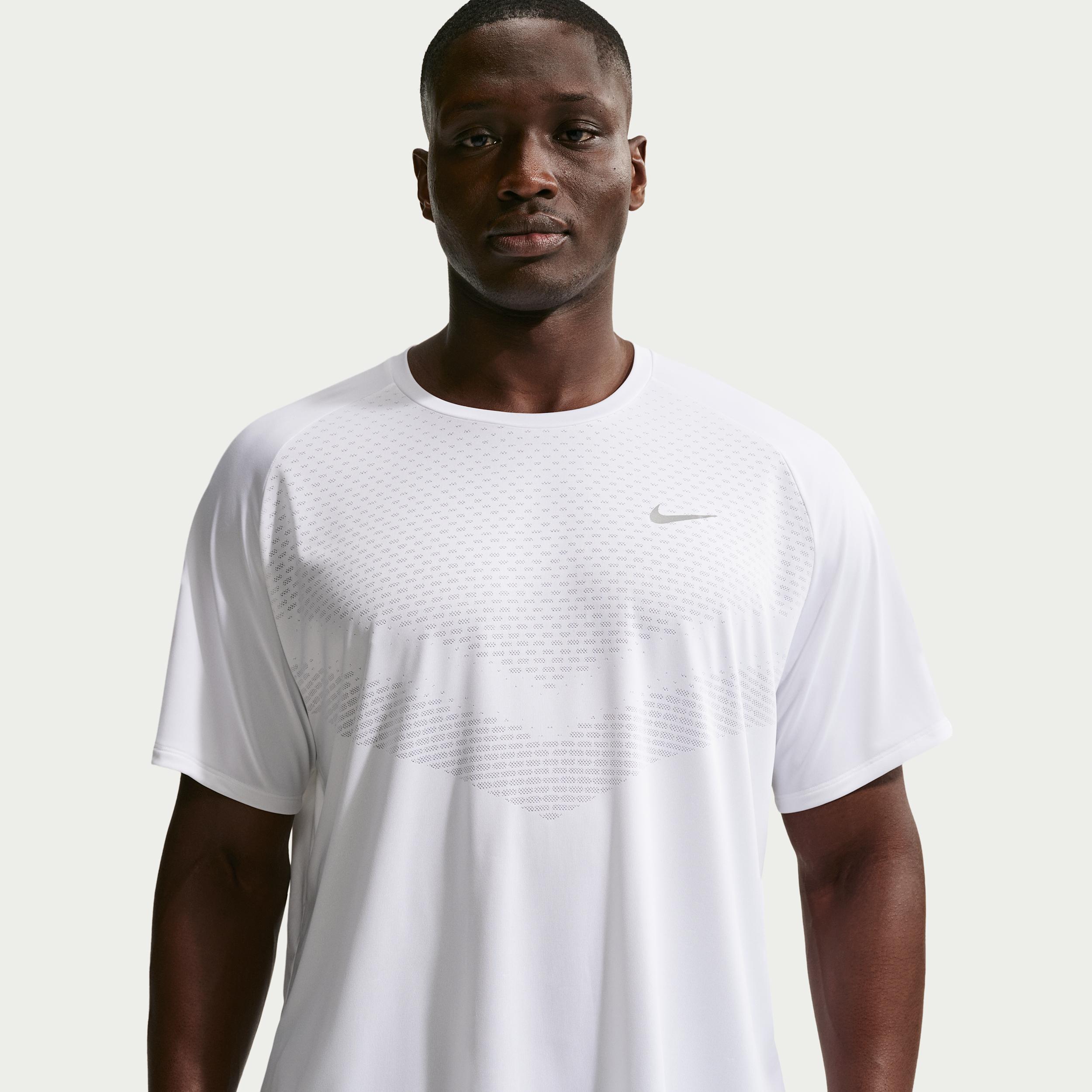 Nike Men's Stride Dri-FIT ADV Short-Sleeve Running Top Product Image