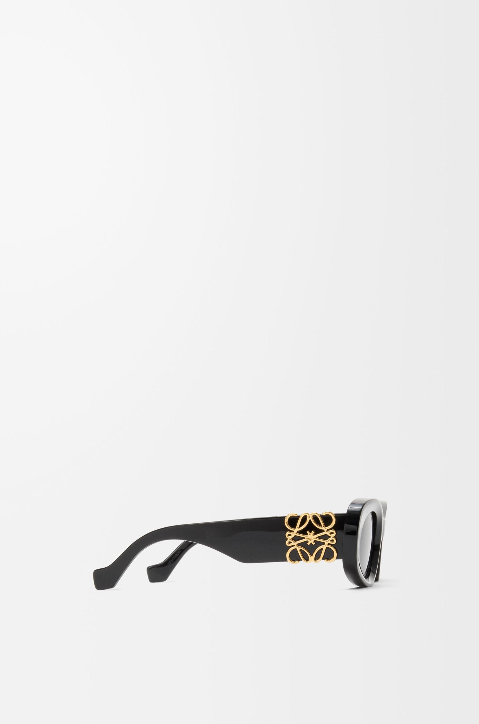 Beveled Oval Maxi Anagram sunglasses Product Image