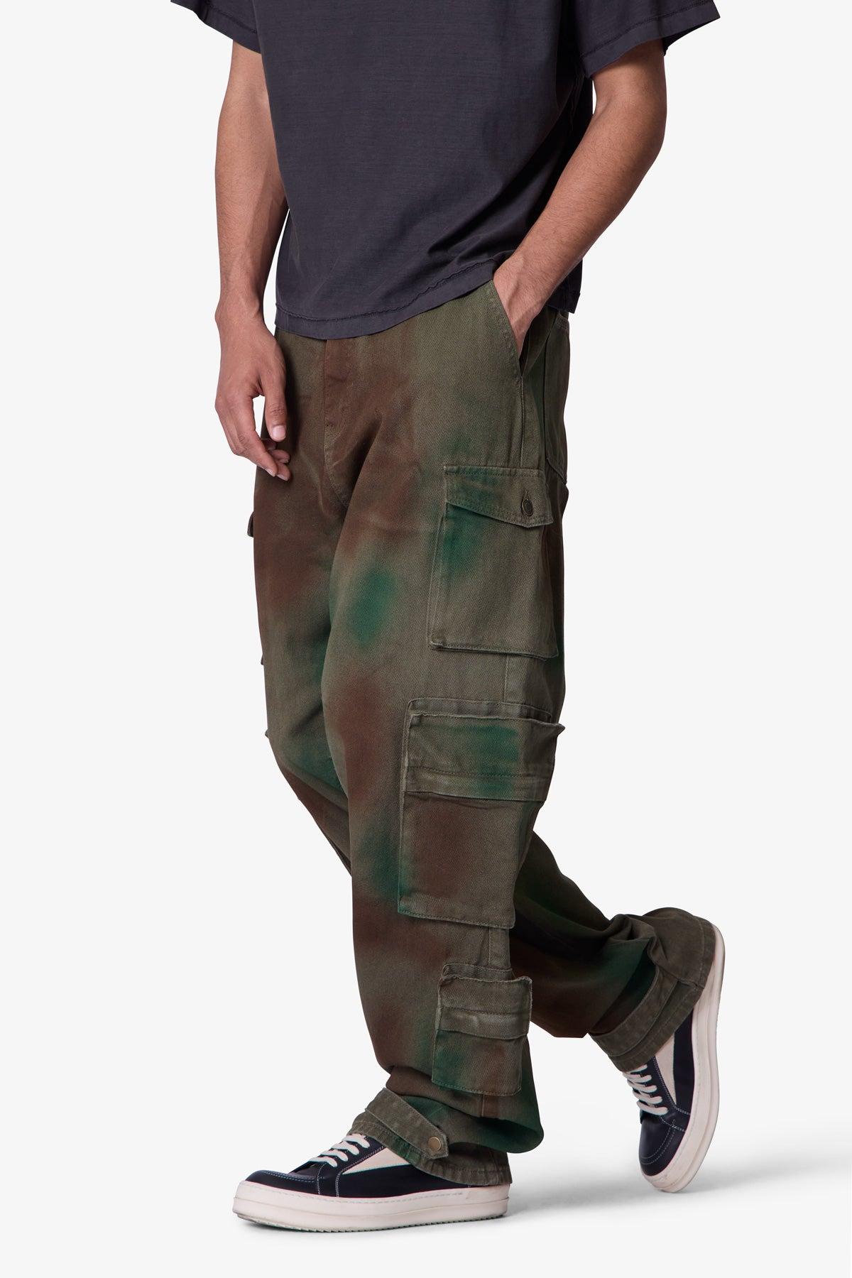 Ultra Baggy NR10 Cargo Pants - Green Product Image