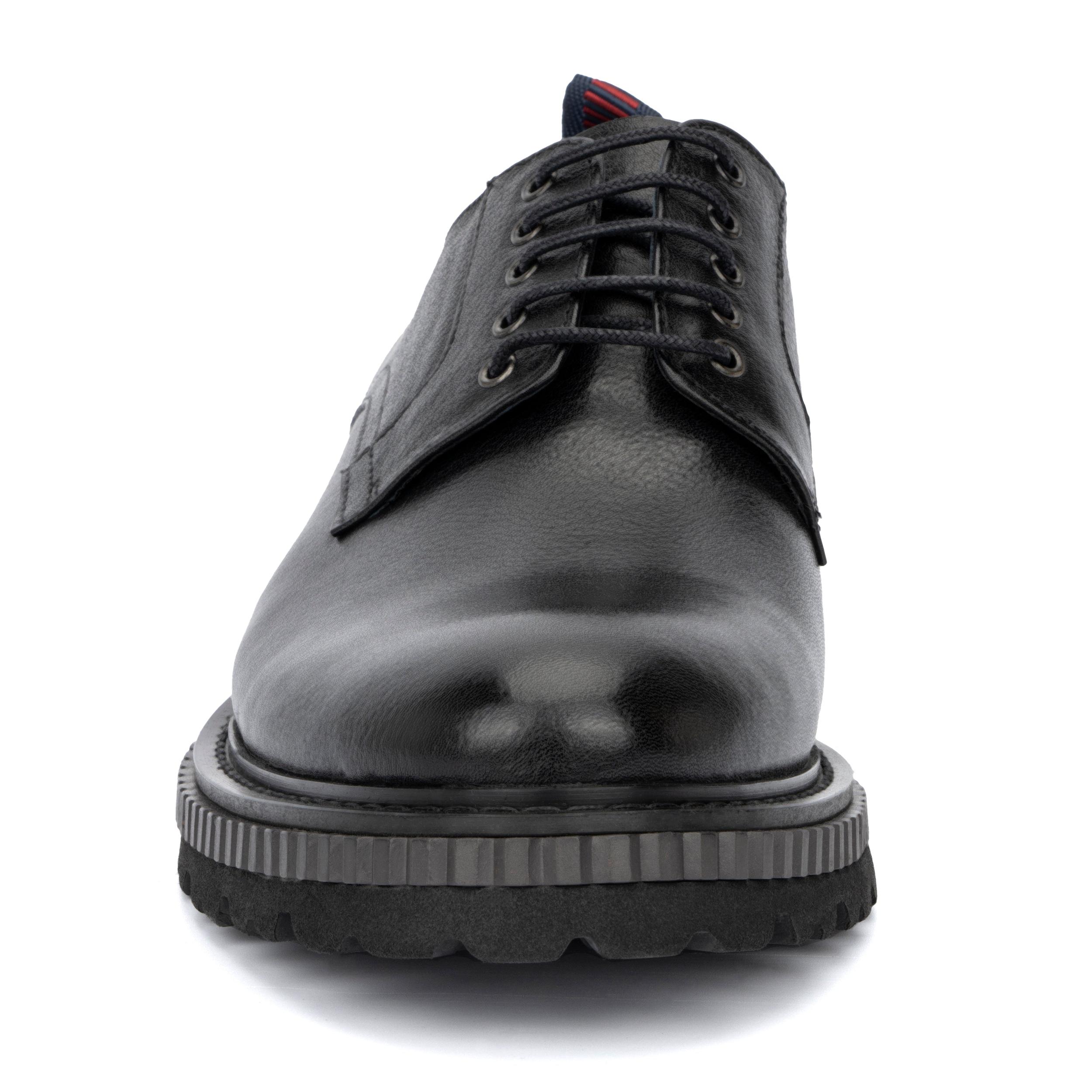 Vintage Foundry Co. Men's Logan Oxford Product Image