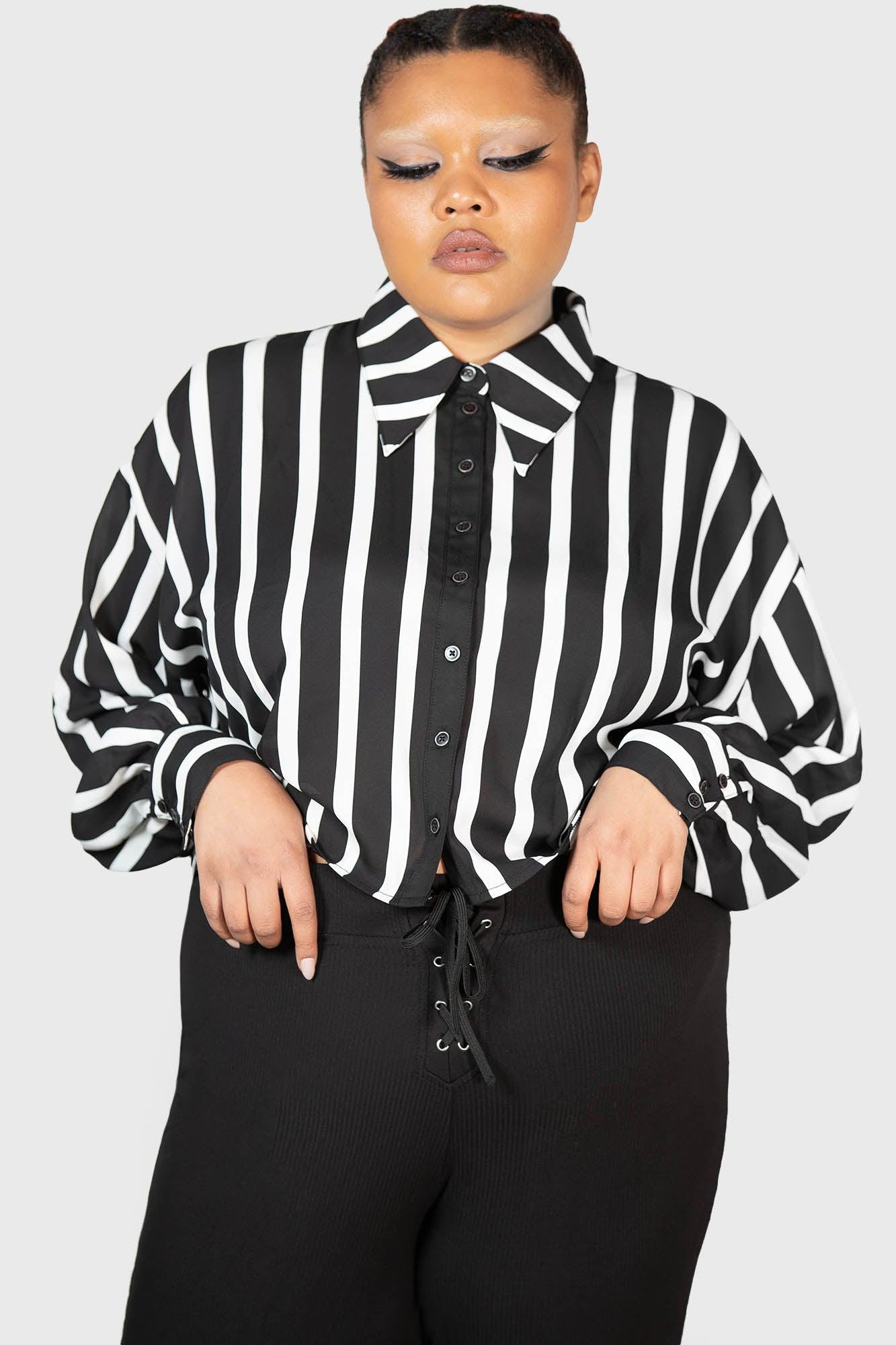 Zaniyah Hi-Low Shirt Female Product Image