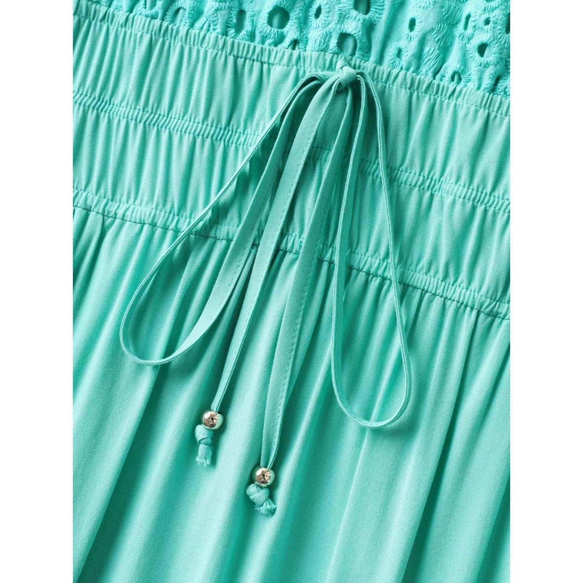 Plus Size Cotton Embroidered Tie Pockets Midi Dress Malachitegreen Women Resort V-neck Cap Sleeve Curvy BloomChic 12/L Product Image