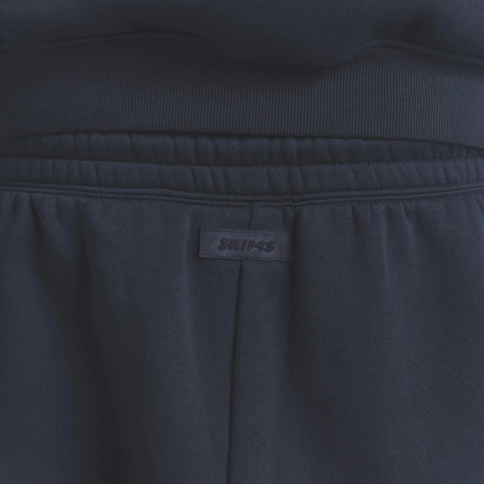 FLEECE LOUNGE MENS CLASSIC HOODIE | NAVY Product Image