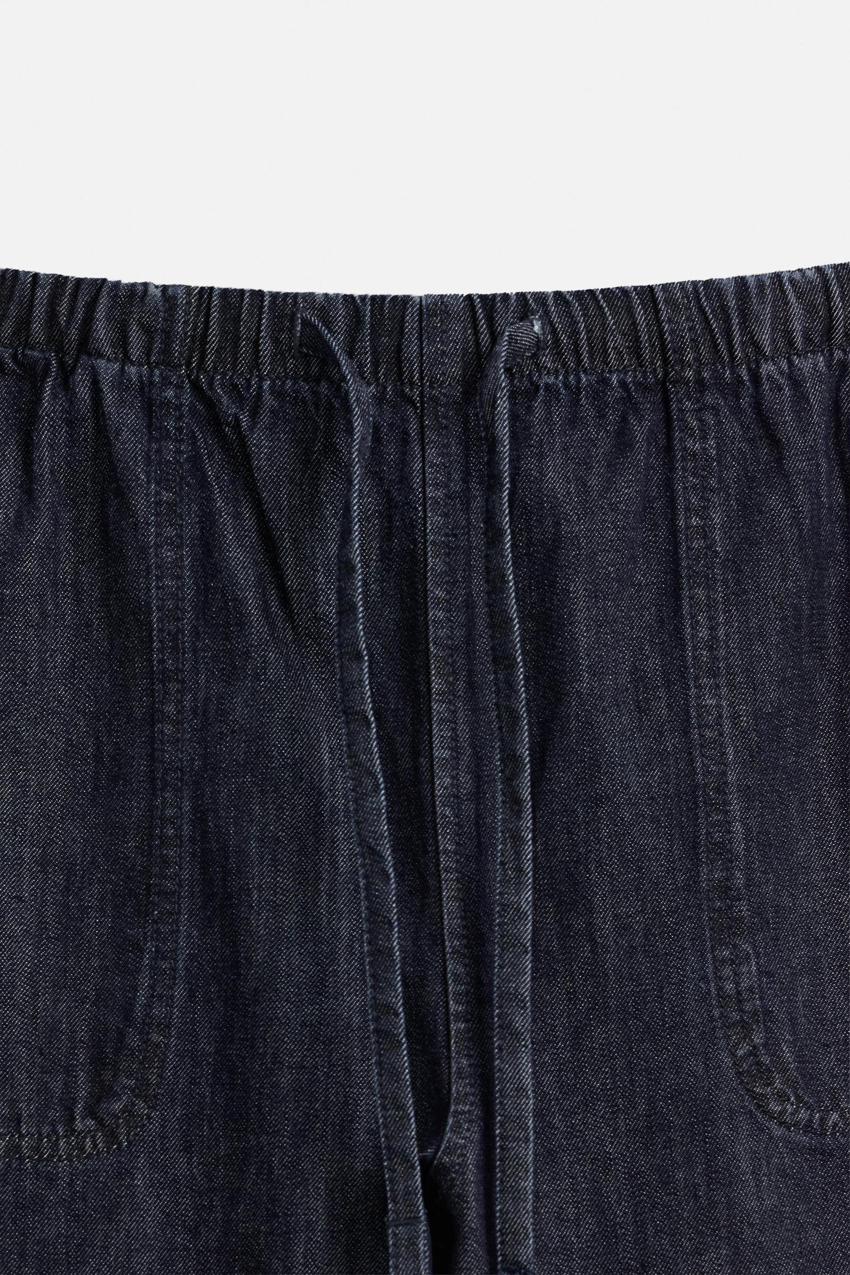 RELAXED FIT JOGGER JEANS Product Image