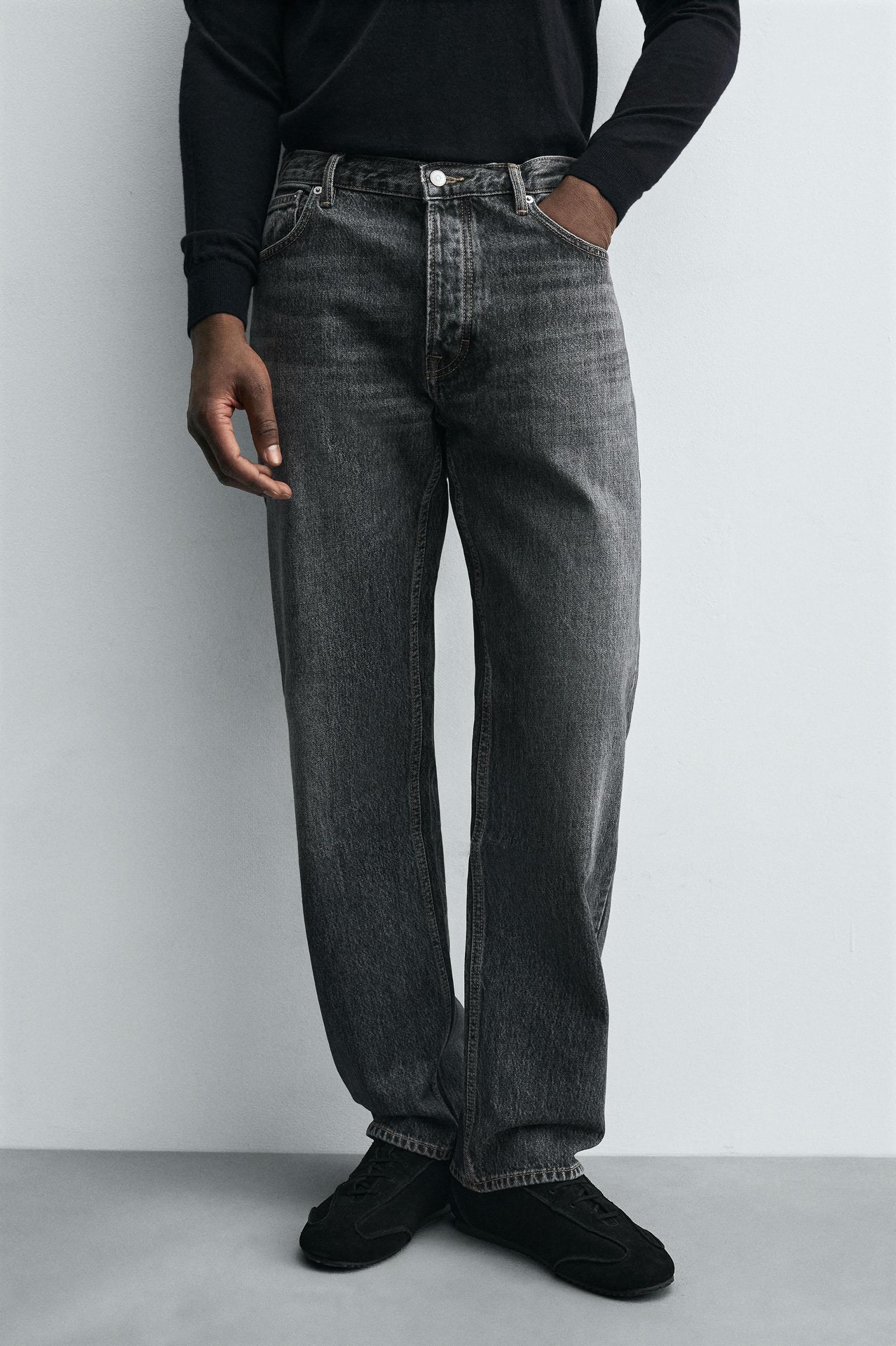 STRAIGHT FIT JEANS Product Image