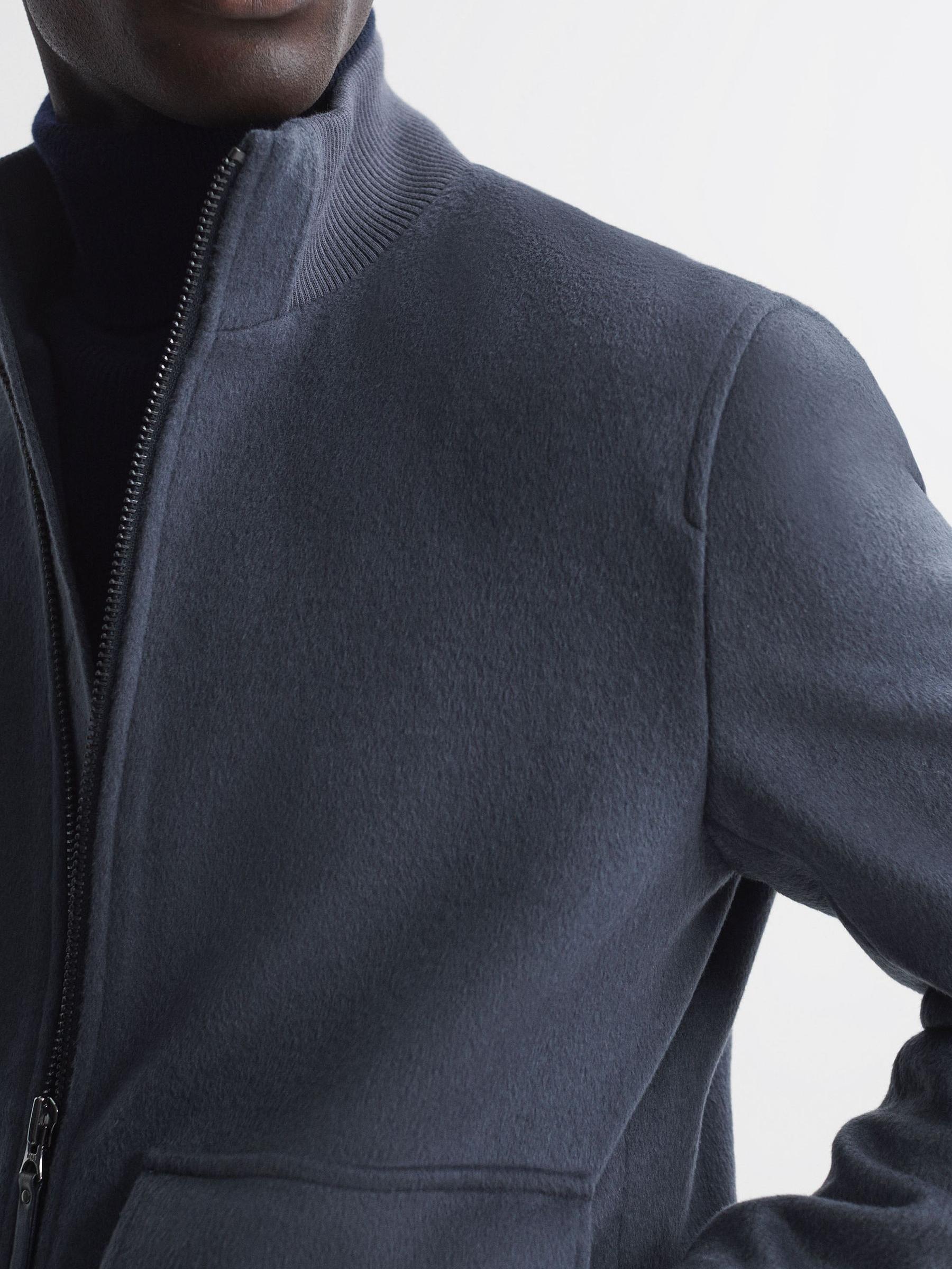 ROYALTY MA-1 BOMBER NAVY Male Product Image