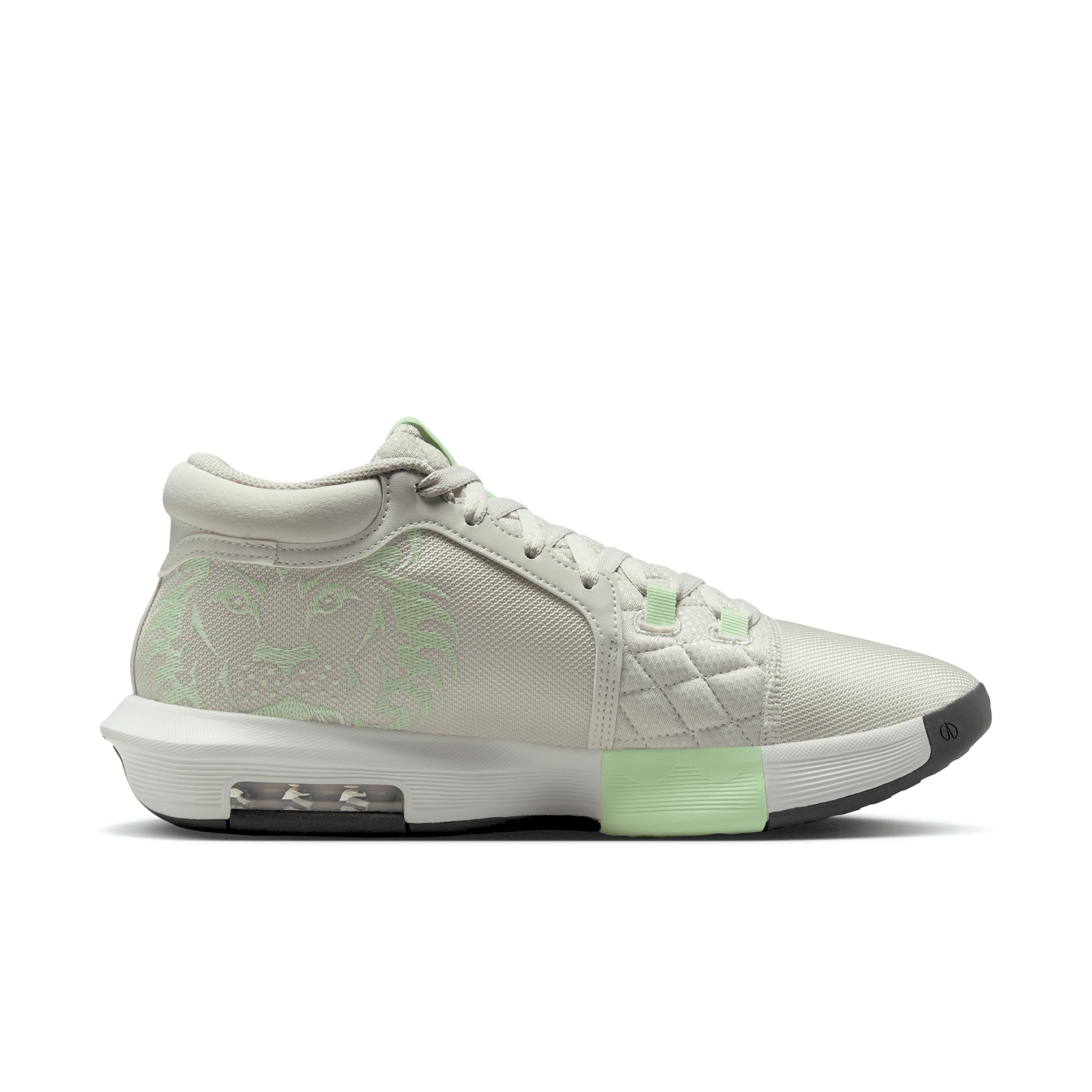 Nike Mens LeBron Witness VIII Basketball Shoes | HQ2139-002 Product Image