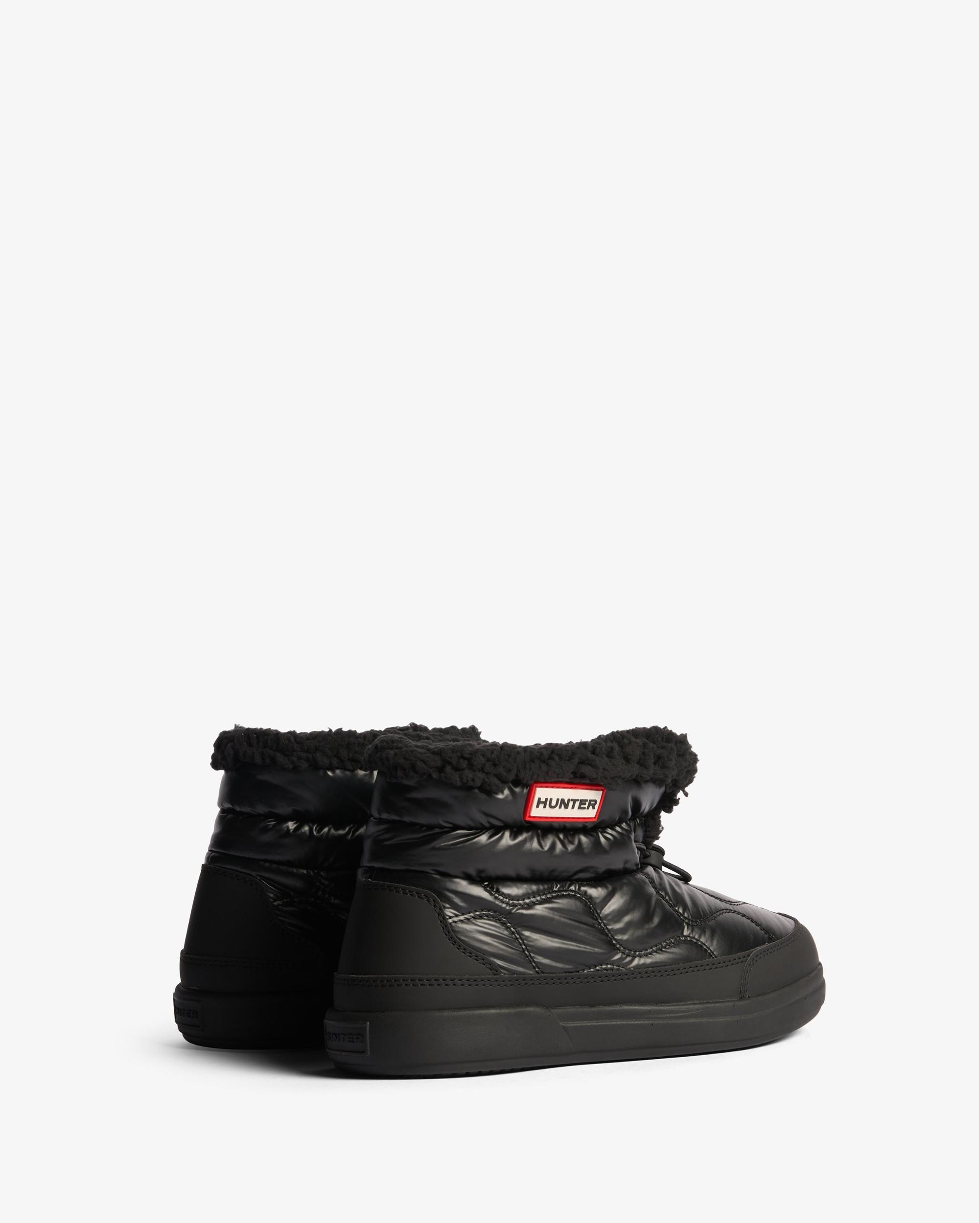 Women's Quilted Apres Ski Boot Female Product Image