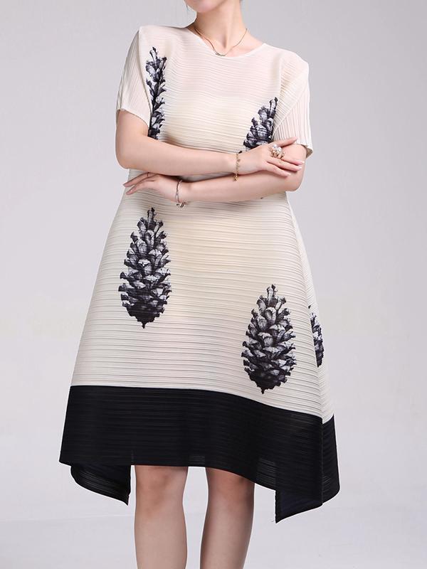 A-Line Loose Flower Print Pleated Round-Neck Midi Dresses Product Image