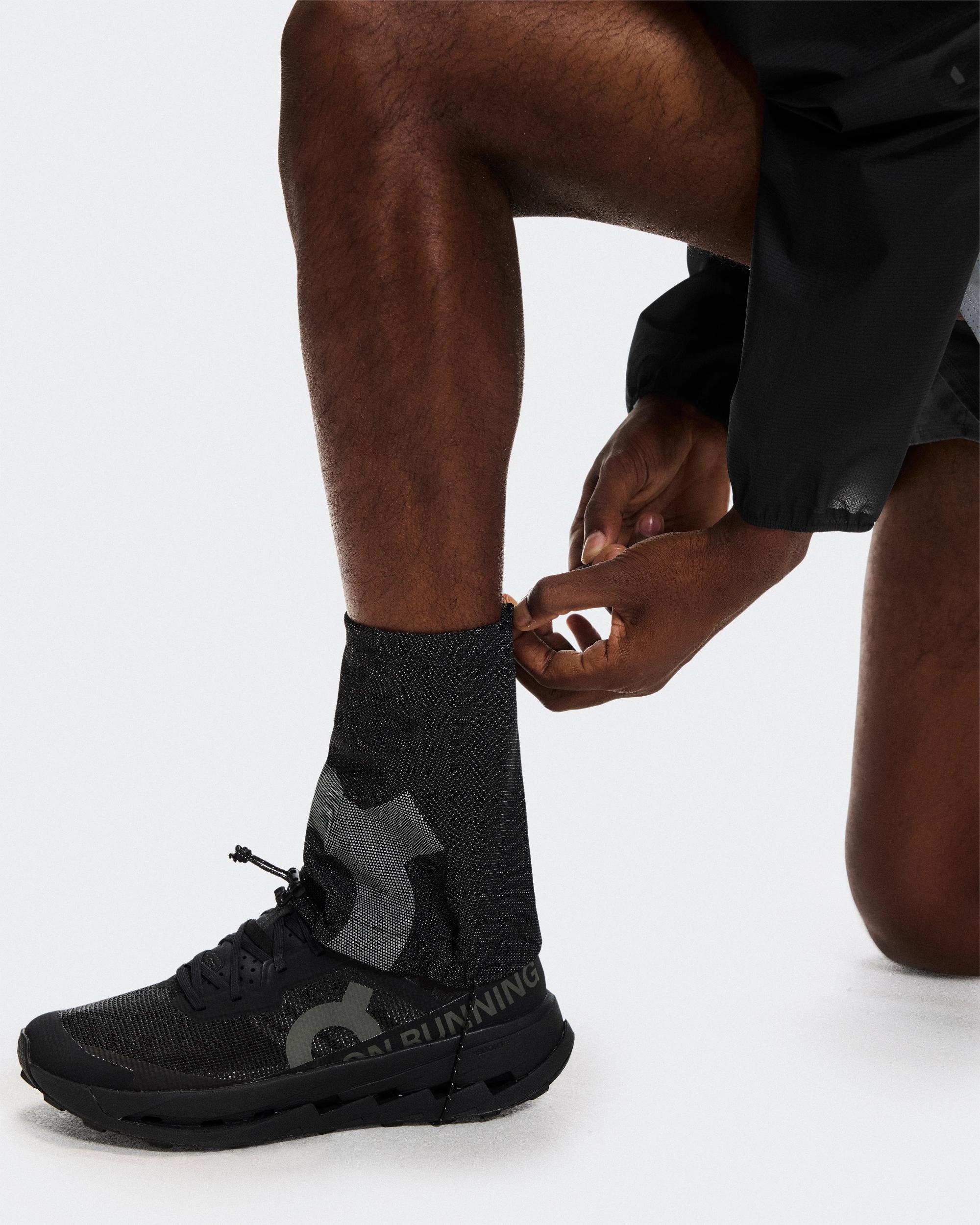 Trail Shoe Gaiter: Keeps Debris Out Product Image