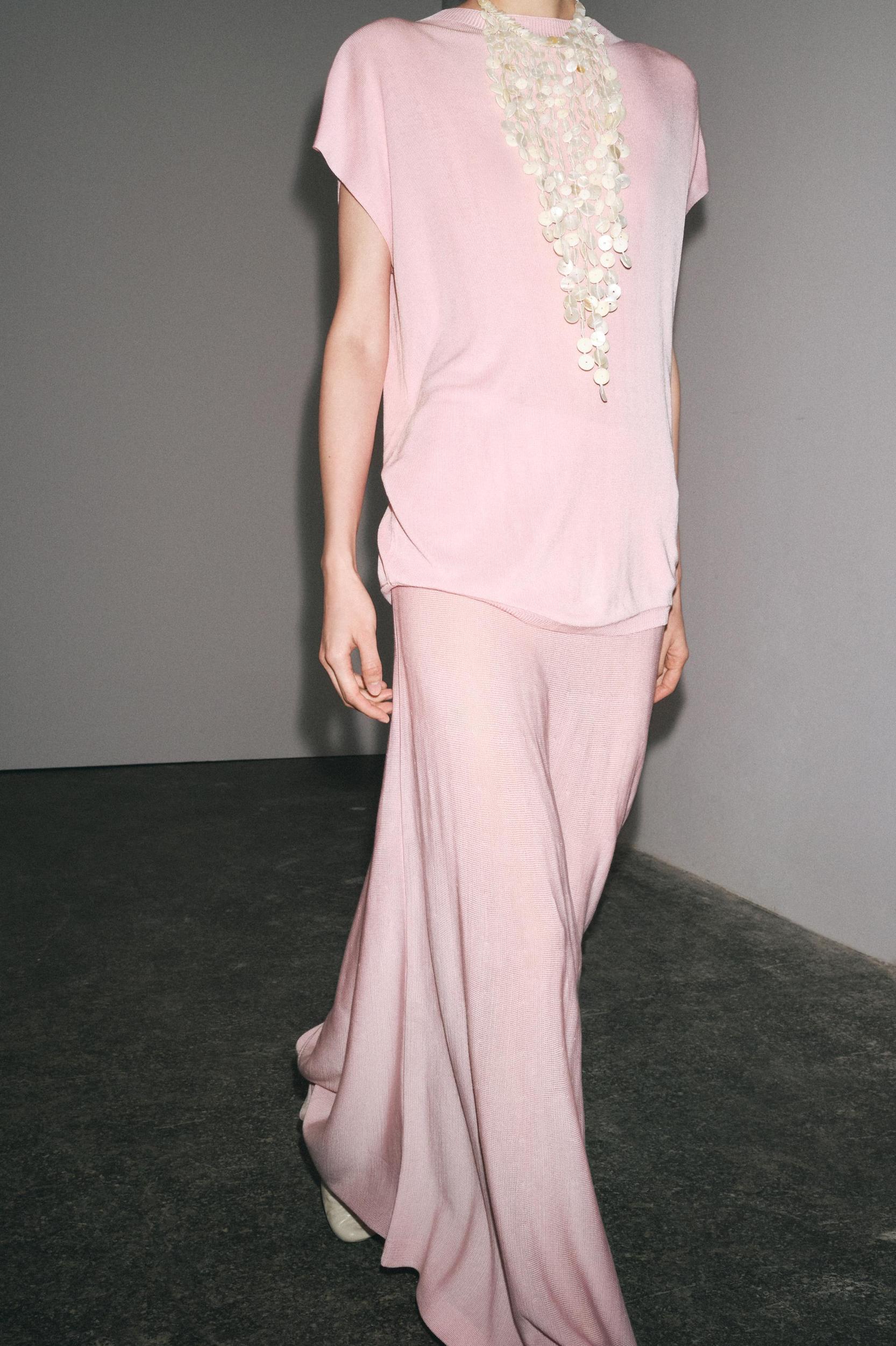 WIDE SLEEVE KNIT TOP Product Image