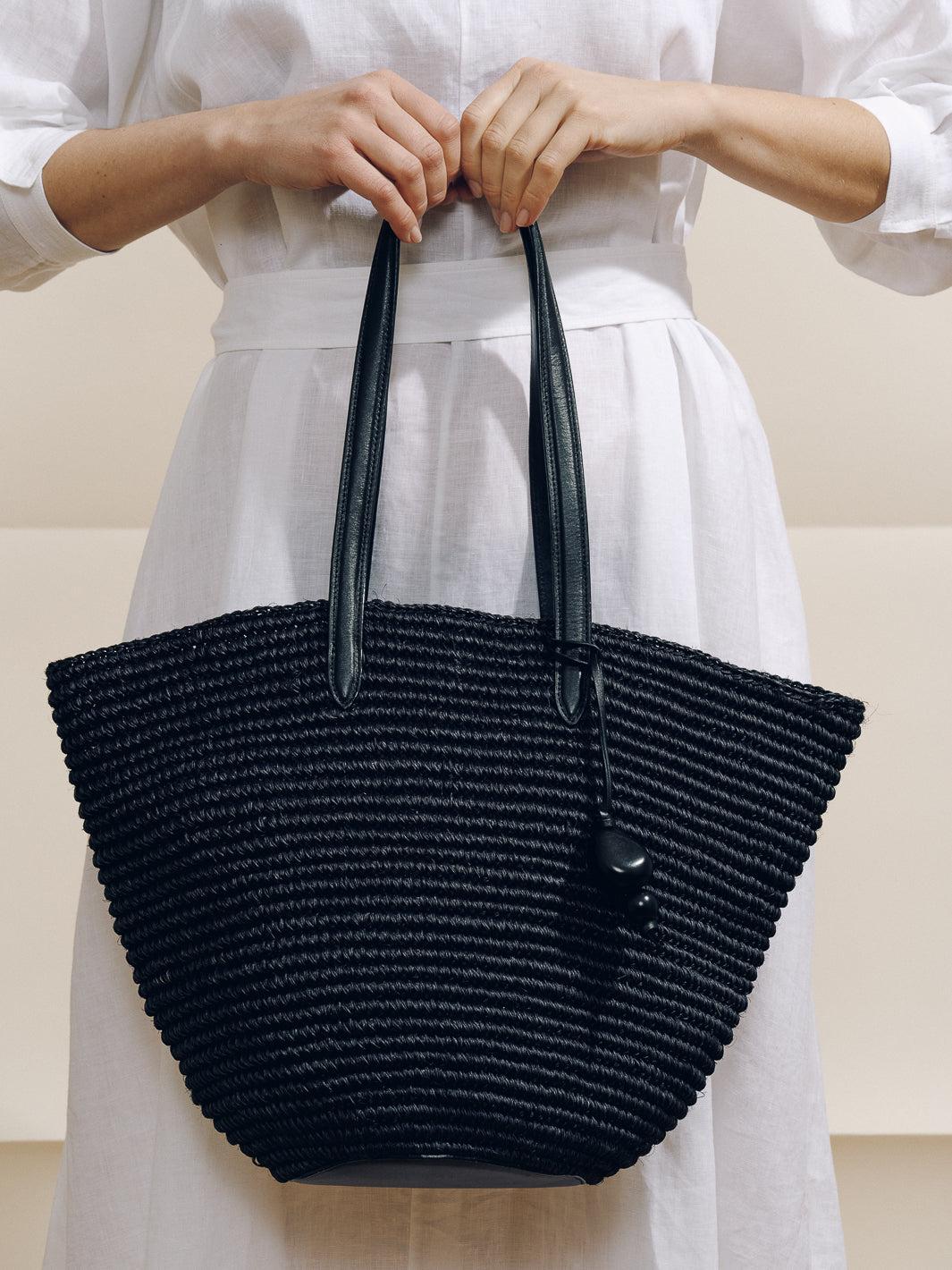 The Market Tote Product Image