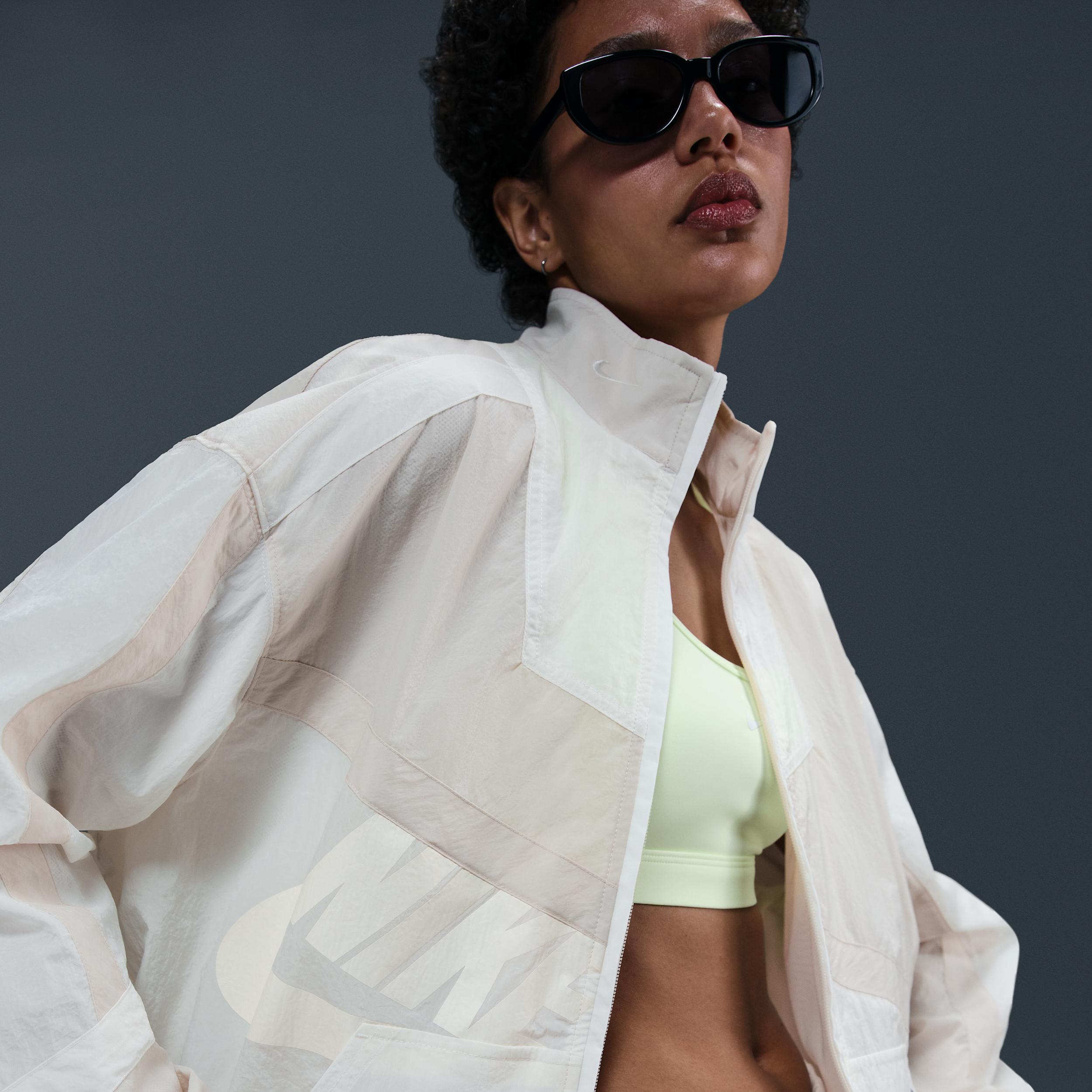 Womens Nike Sportswear Oversized Woven Jacket | HJ0176-133 Product Image