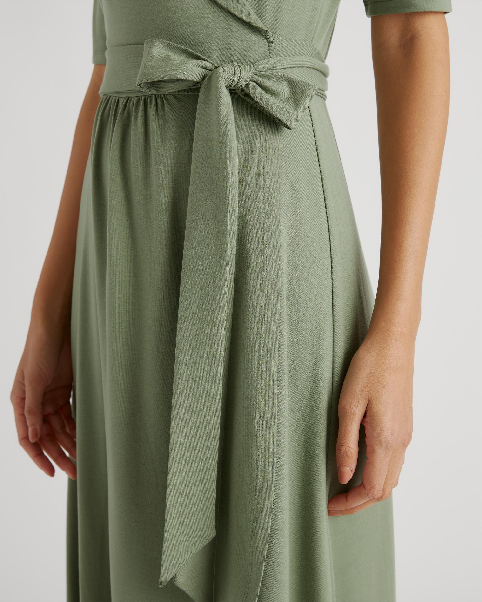 Quince | Women's Tencel Jersey Midi Wrap Dress Size XS Product Image