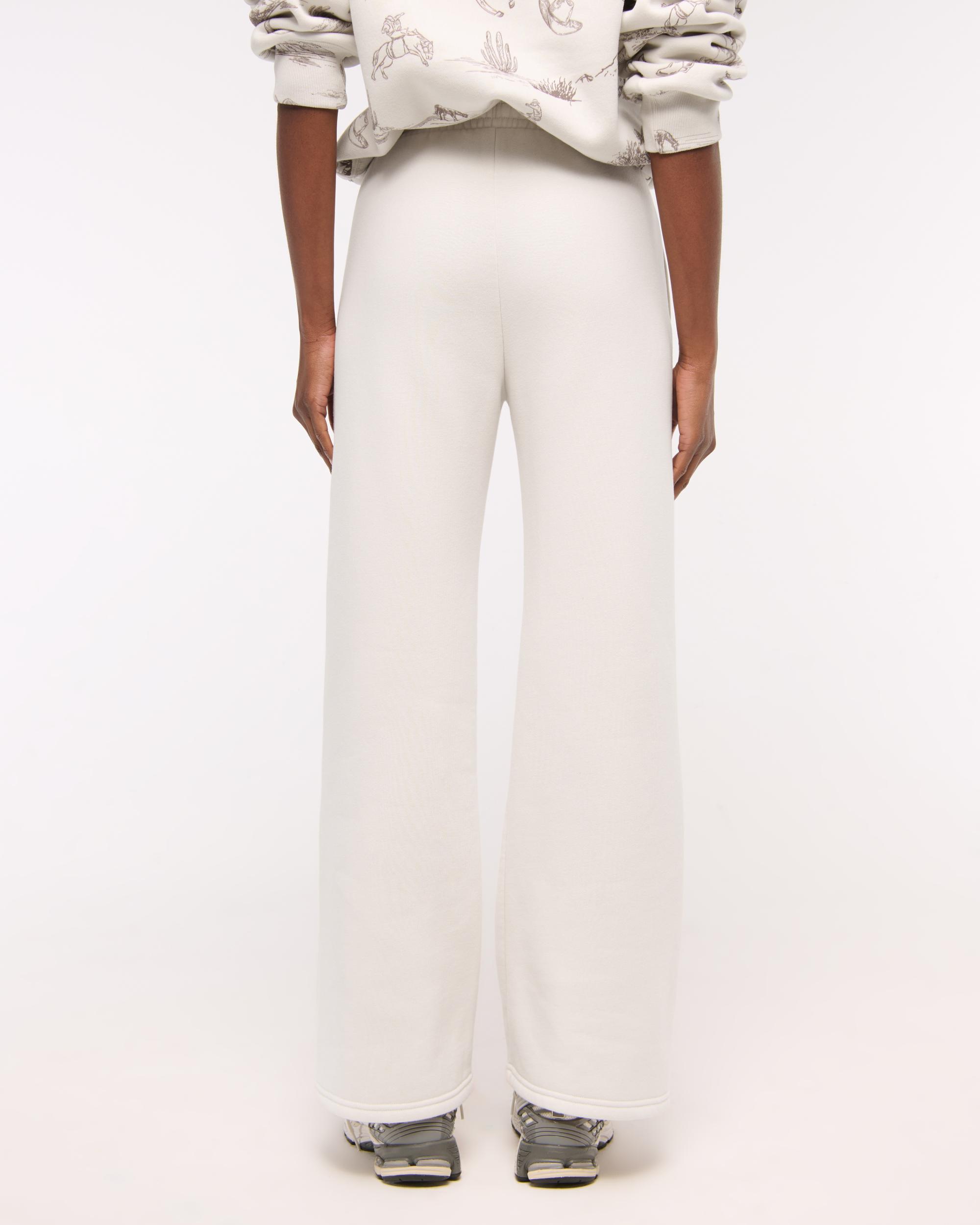 Essential Wide Leg Sunday Sweatpant Product Image