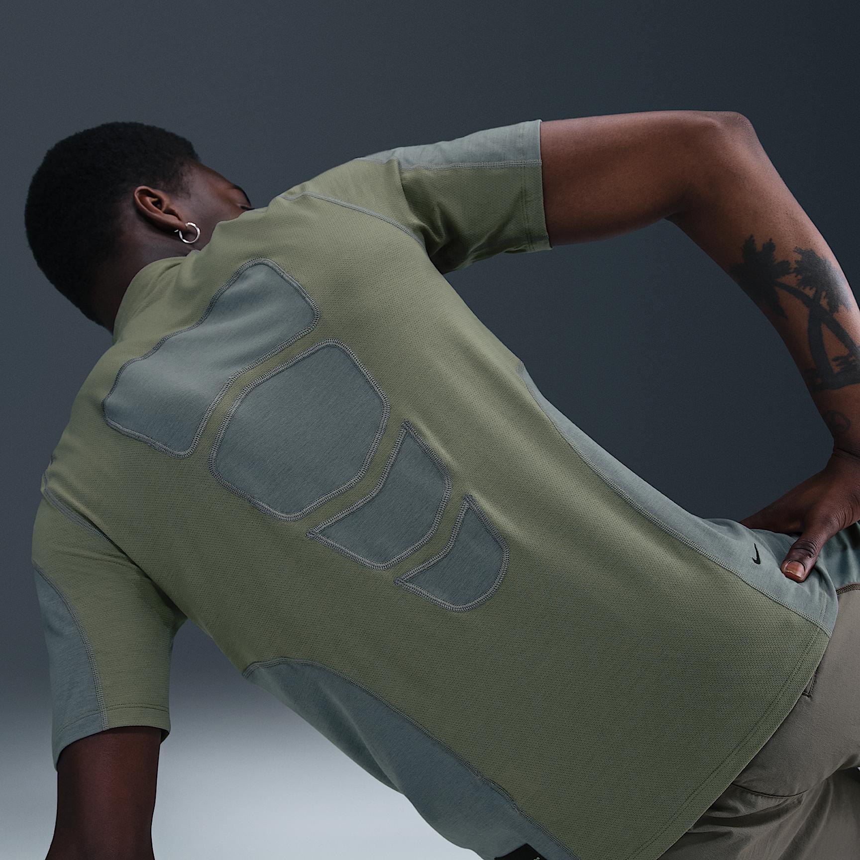 Nike Mens Tech Dri-FIT Short-Sleeve Base Layer | IB1522-100 Product Image