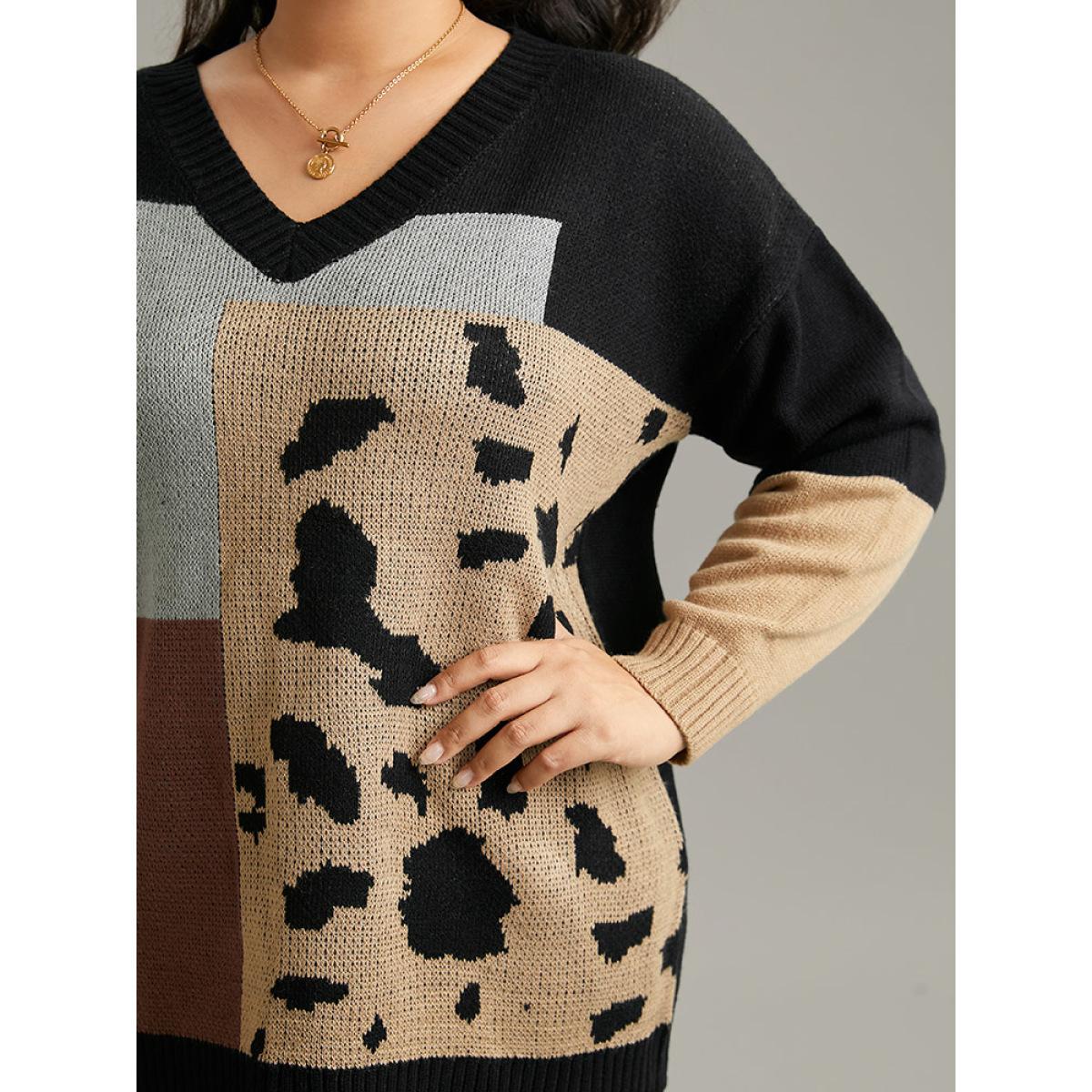 Plus Size Leopard Colorblock Contrast Pullover Black Women Casual Loose Long Sleeve V-neck Everyday Pullovers BloomChic 18-20/2X Product Image