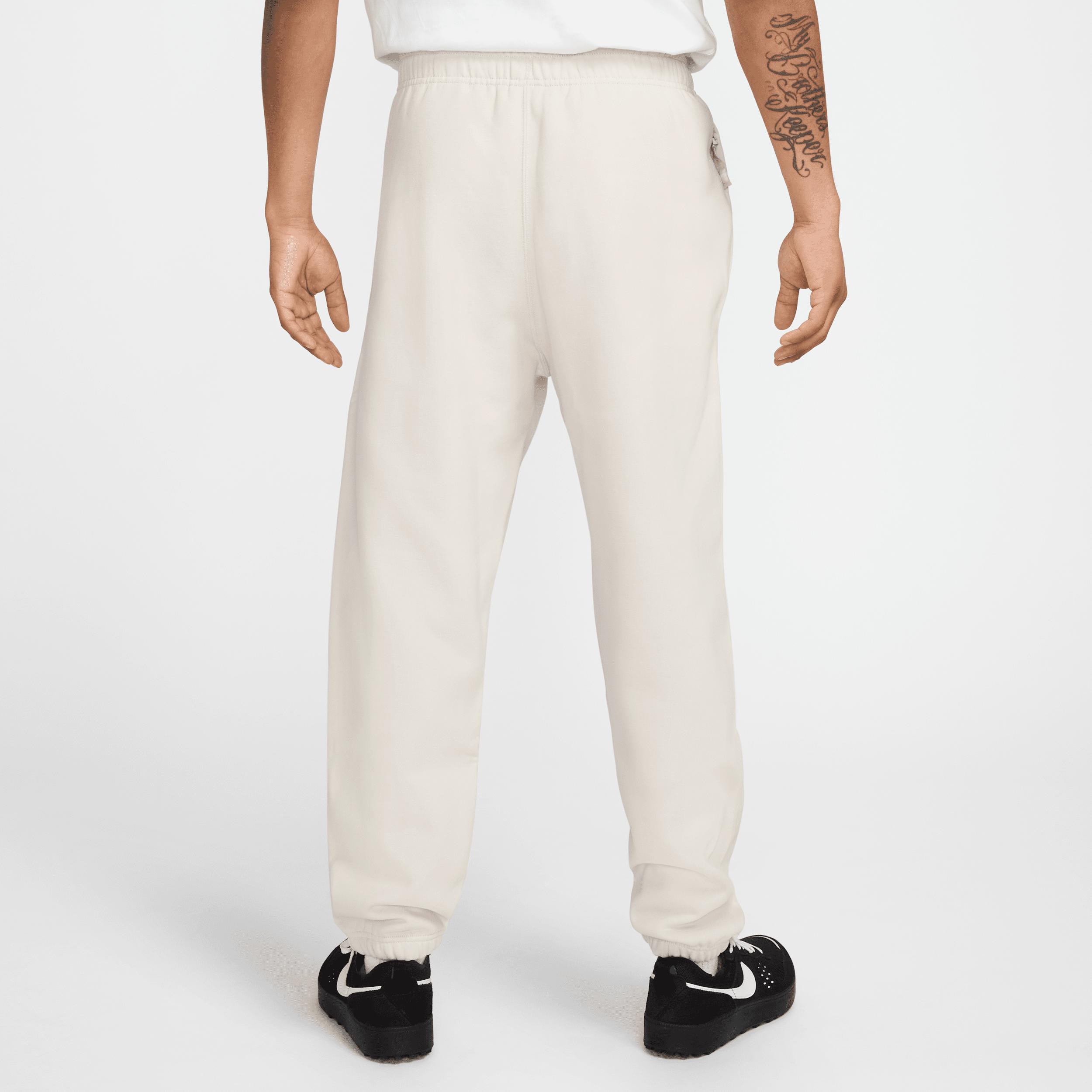 Nike Men's Solo Swoosh Fleece Pants Product Image