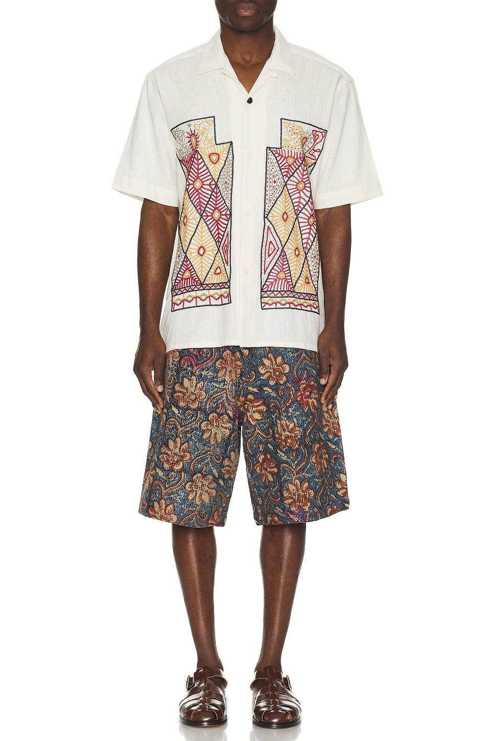 Kian Short Product Image