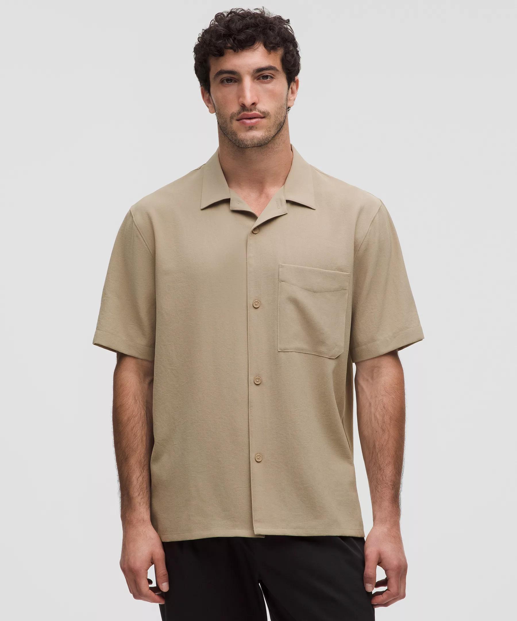 Lightweight Camp Collar Button-Up Shirt *Pocket Product Image