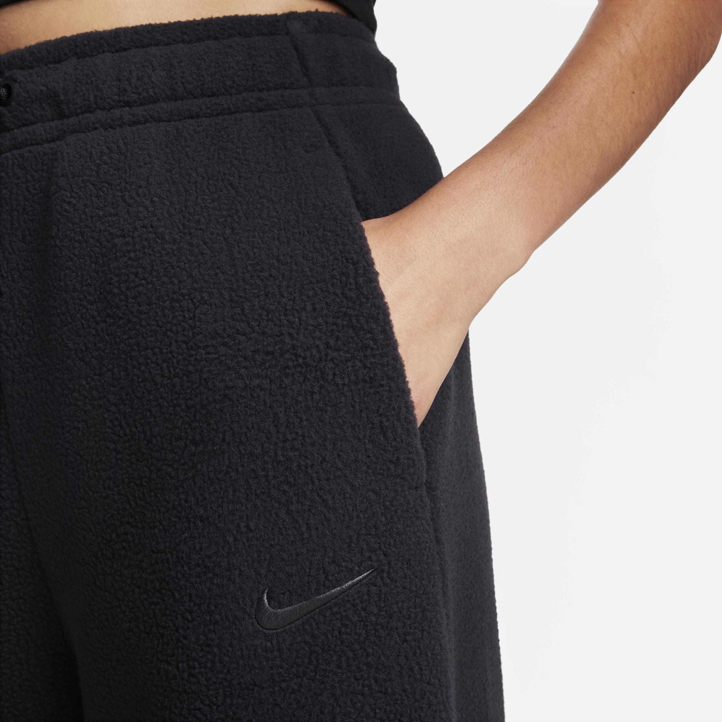 Nike Sportswear Plush Women's Pants Product Image