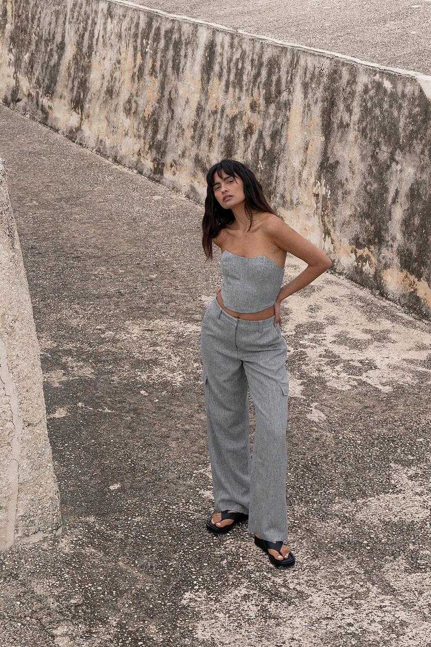 High Mid Rise Melange Cargo Pants Product Image