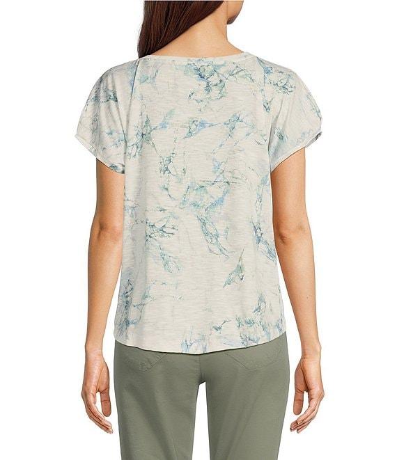 Democracy Petite Size Printed Scoop Neck Short Sleeve Twist Front Hem Knit Top Product Image