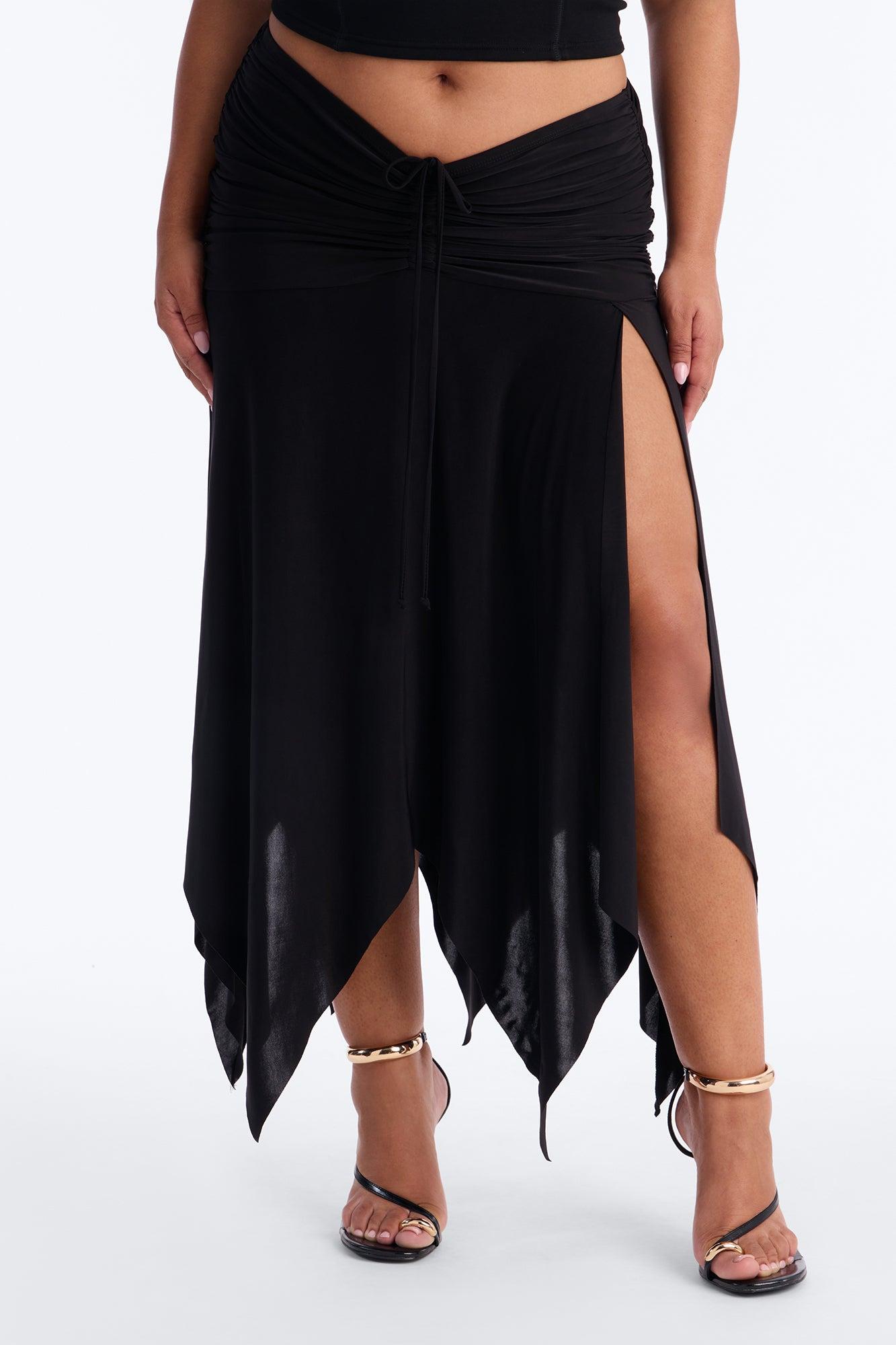 Miranda Low Rise Ruched Flowy Midi Skirt - Black Female Product Image