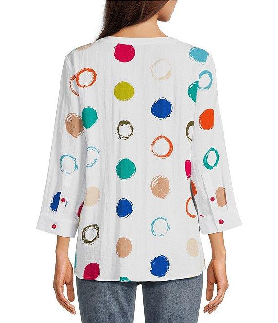 Ali Miles Dotted Y-Neck 3/4 Sleeve Hi-Low Popover Top Product Image