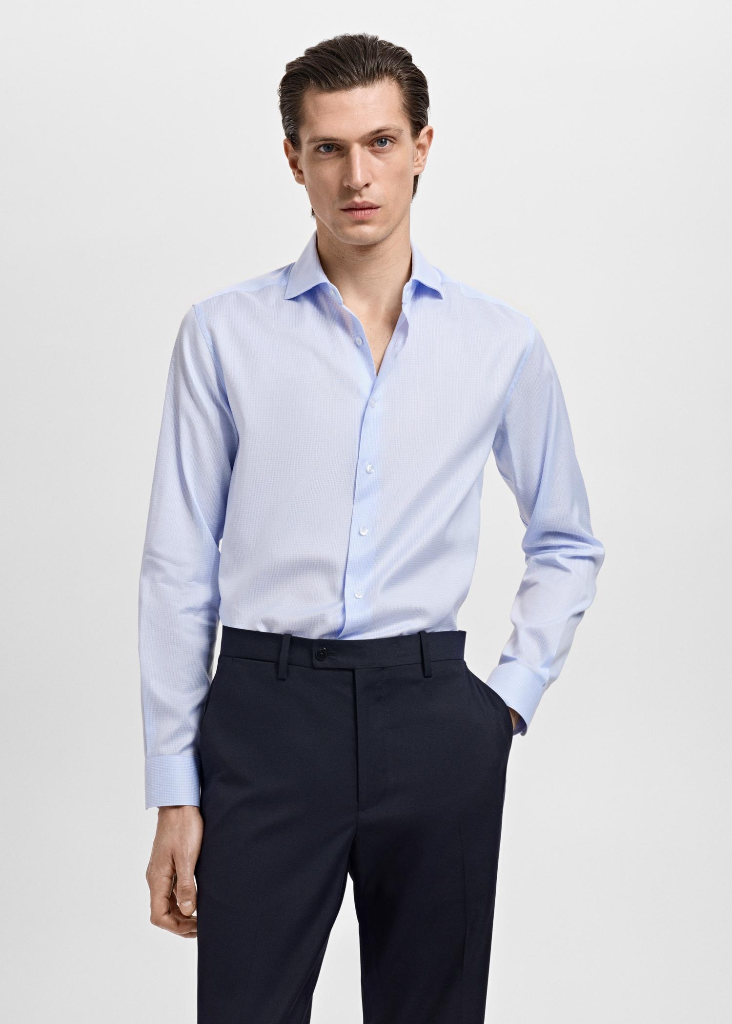 Slim-fit micro-print twill suit shirt - Men | MANGO USA Product Image