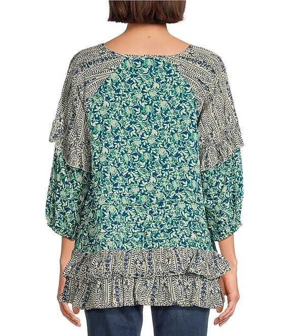 Tru Luxe Jeans Mixed Floral Print Peplum V-Neck 3/4 Sleeve Top Product Image