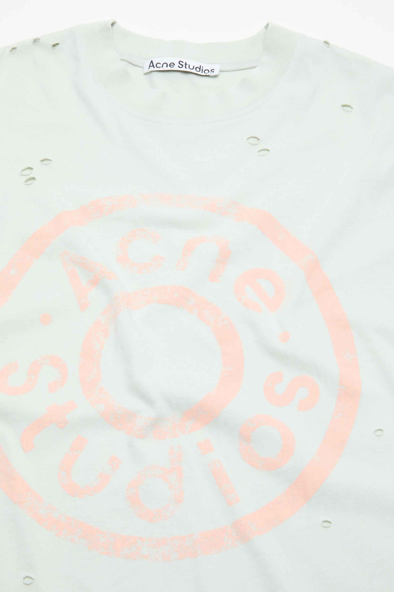 Distressed logo t-shirt Product Image