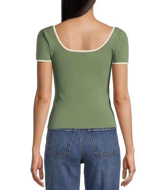 Evolutionary V-Neck Short Sleeve Sweater Top Product Image