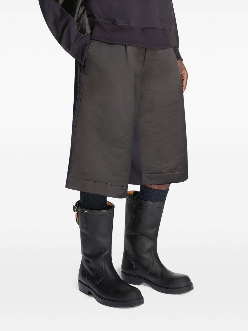 pleated shorts Product Image