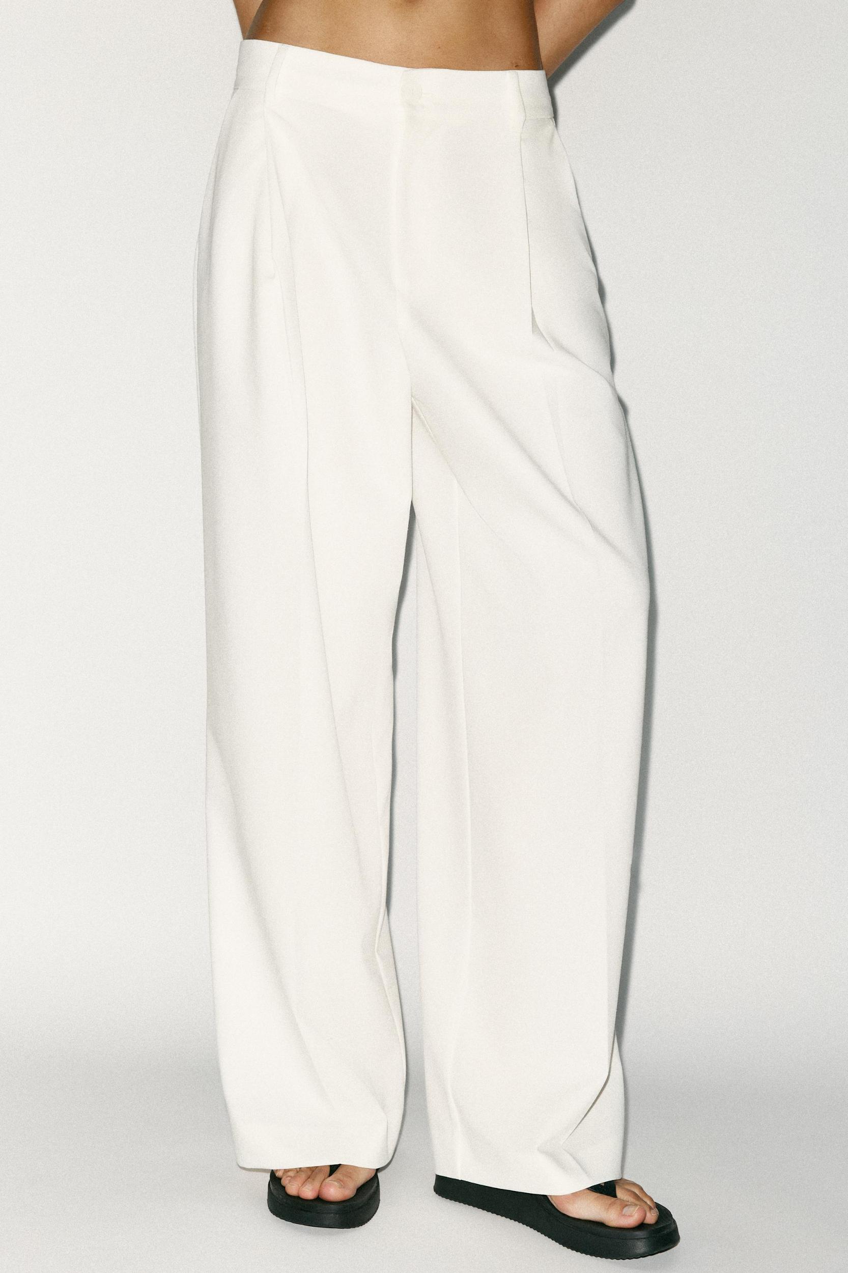 PLEATED PANTS Product Image