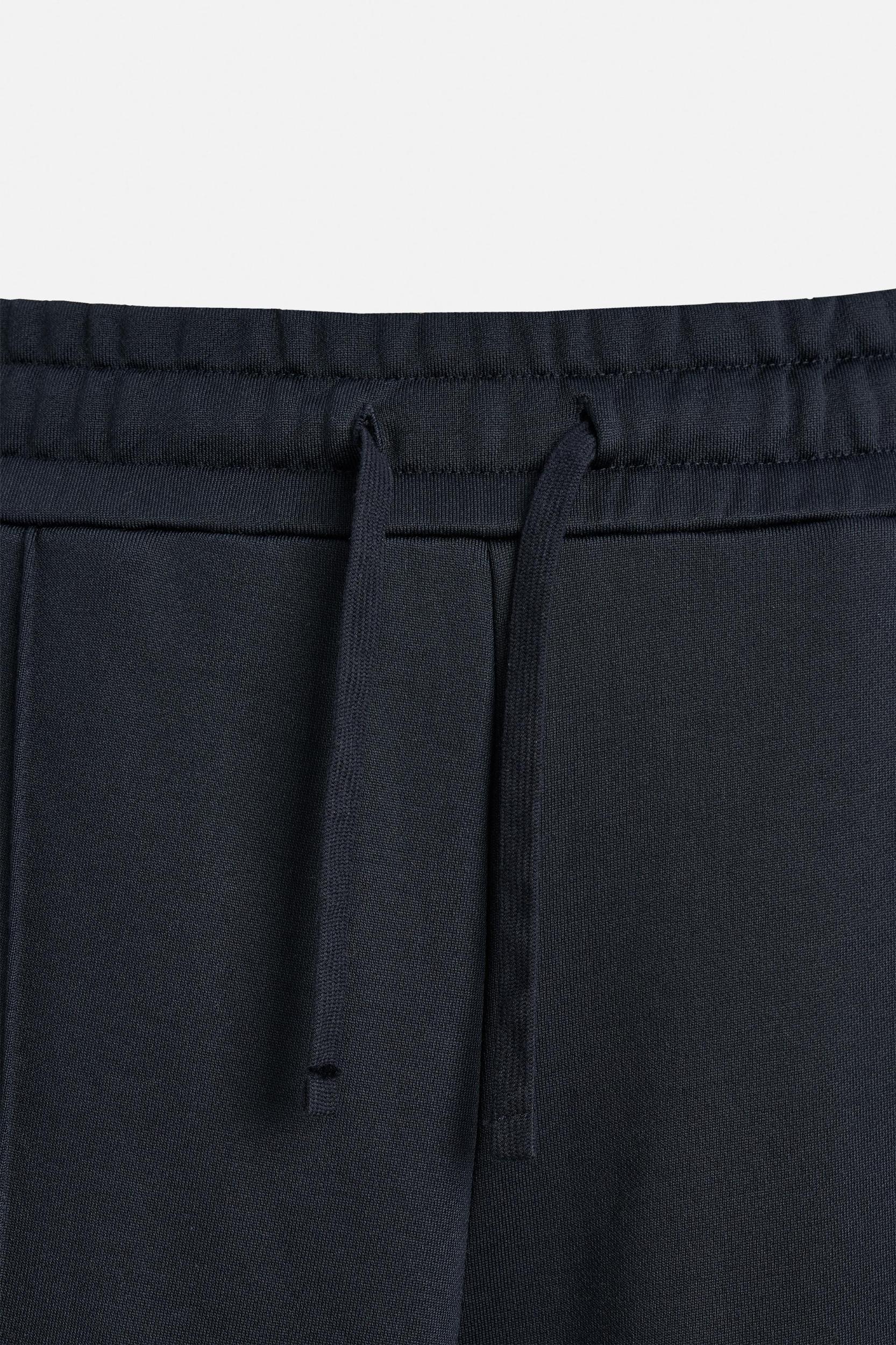 CONTRAST JOGGER PANTS Product Image