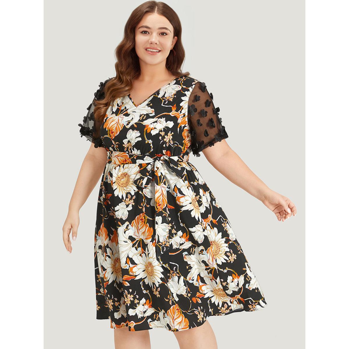 Plus Size Floral Print Mesh Pocket Belted Patchwork Dress Black Women Glamour Belted V-neck Short sleeve Curvy Knee Dress BloomChic 28/5X Product Image