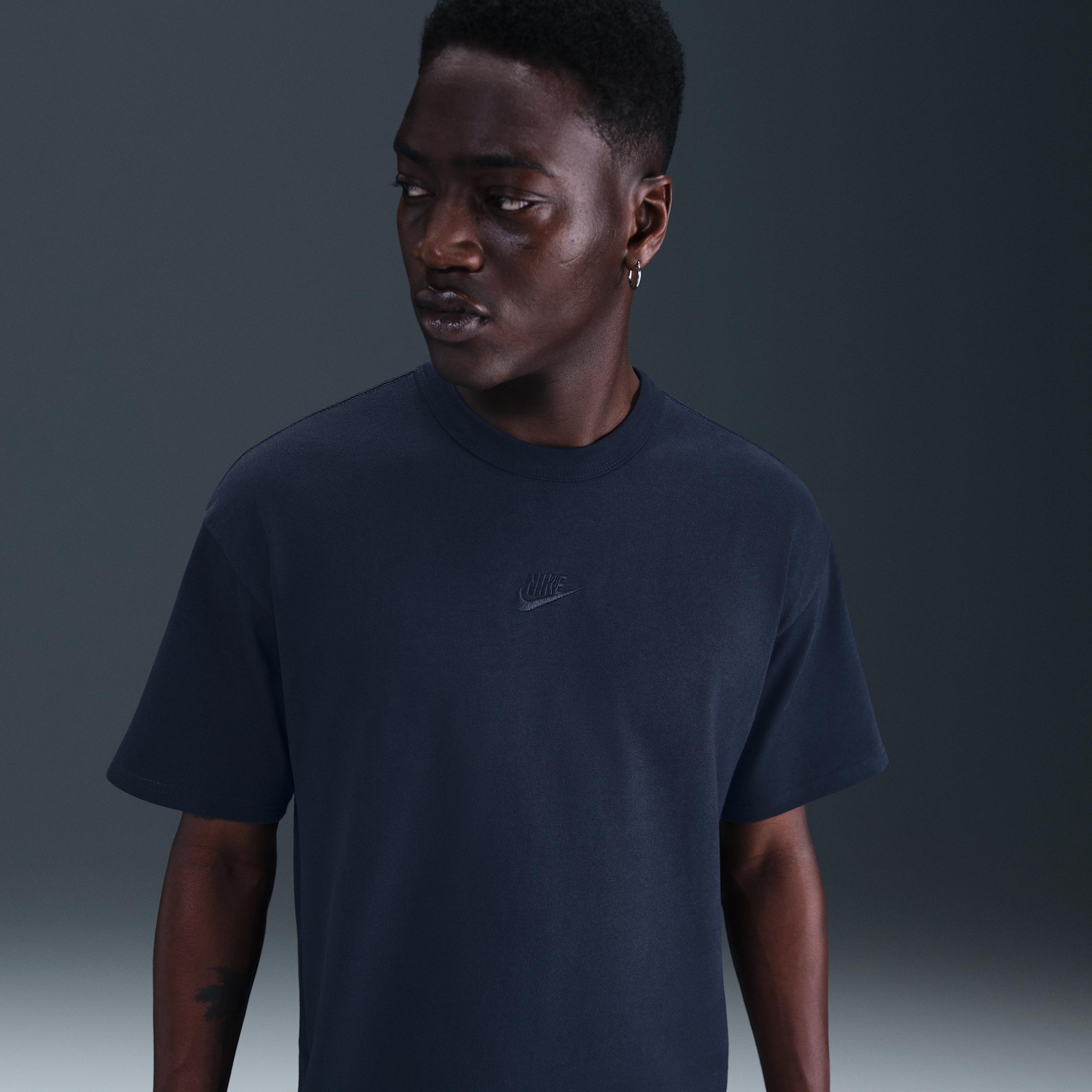 Mens Nike Sportswear Premium Essentials T-Shirt | DO7392-452 Product Image