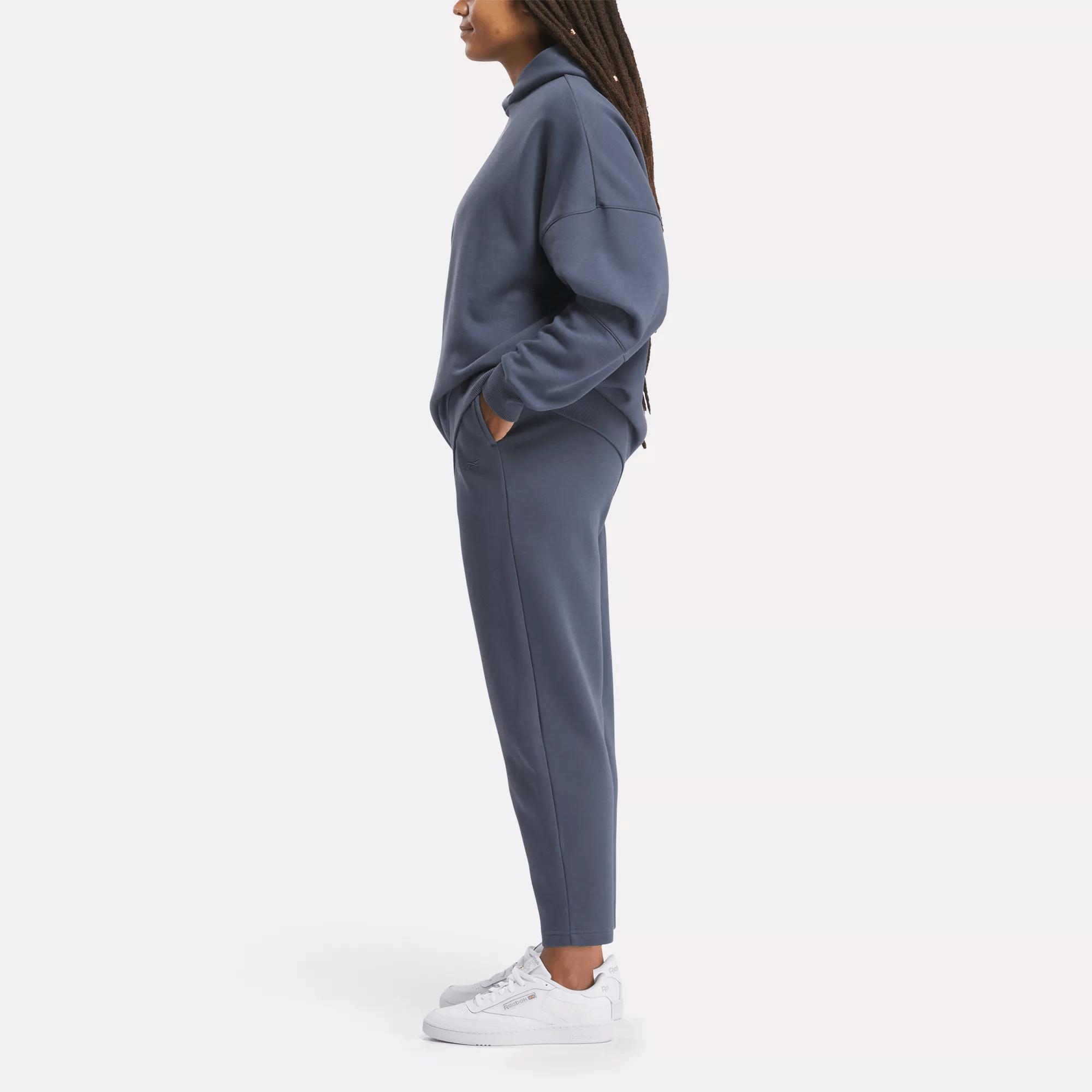 Women's Lux Fleece Sweatpants Female Product Image